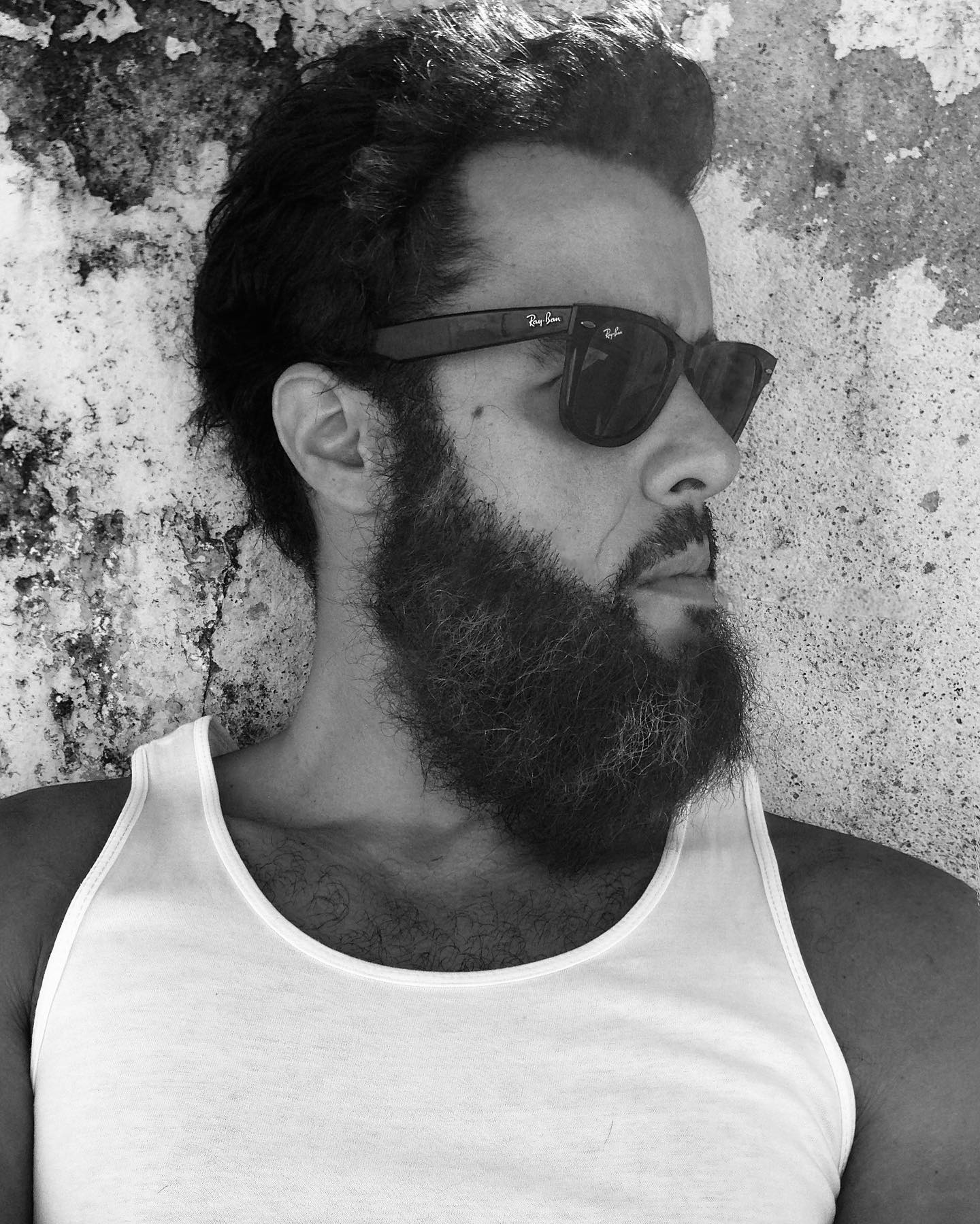 https://e.radikal.host/2023/04/22/Photo-by-Joaquim-Lopes-on-January-20-2023.-May-be-a-black-and-white-image-of-one-or-more-people-beard-eyewear-and-tanktop..jpg