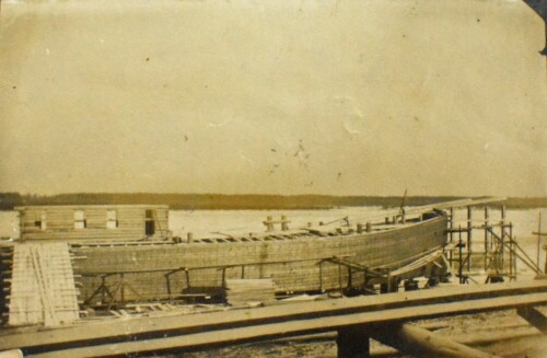 1932г. Мариинский Посад. судоверфь. строительство баржи 2