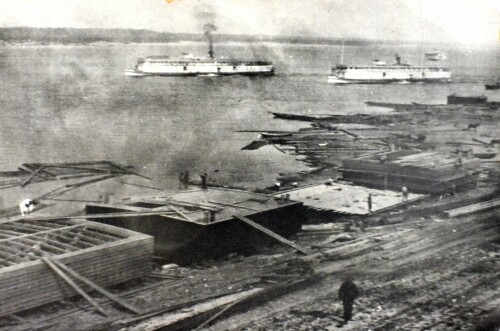 1932г. Мариинский Посад. судоверфь. строительство понтонов для погрузки дров.