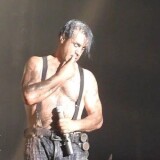 DQ9SAaXEnc4dcbdb34b831edc98.th.jpg