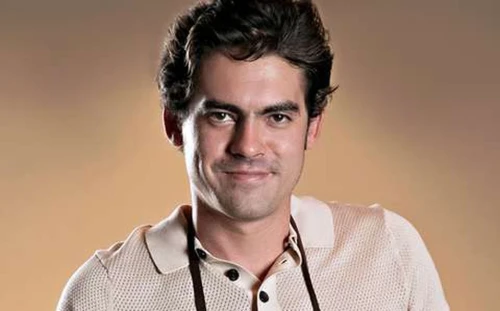 https://e.radikal.host/2024/11/11/Ivan-arana.md.webp