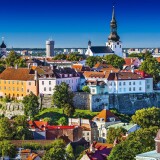 tallin-bashni-estoniia-zdaniia-krepost