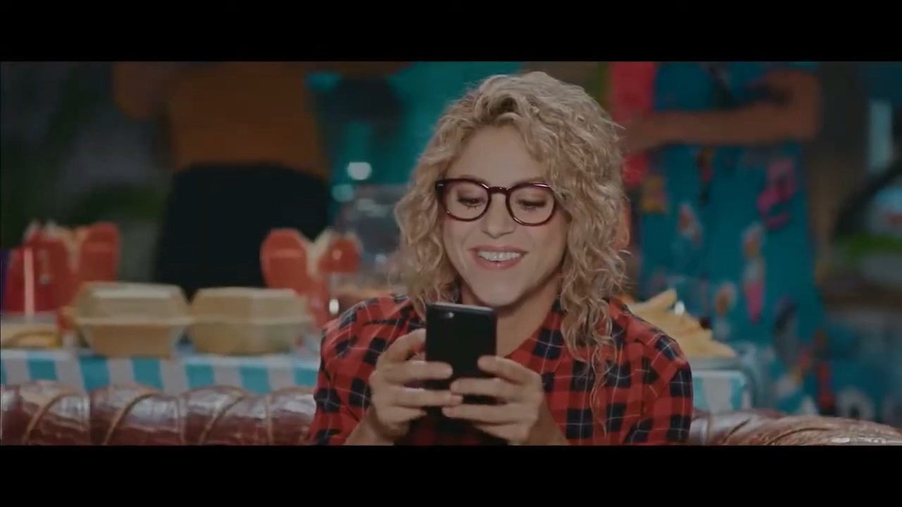 https://e.radikal.host/2024/12/05/Shakira--Love-Rocks-Game-Commercial.mp4_snapshot_00.44.865.jpg