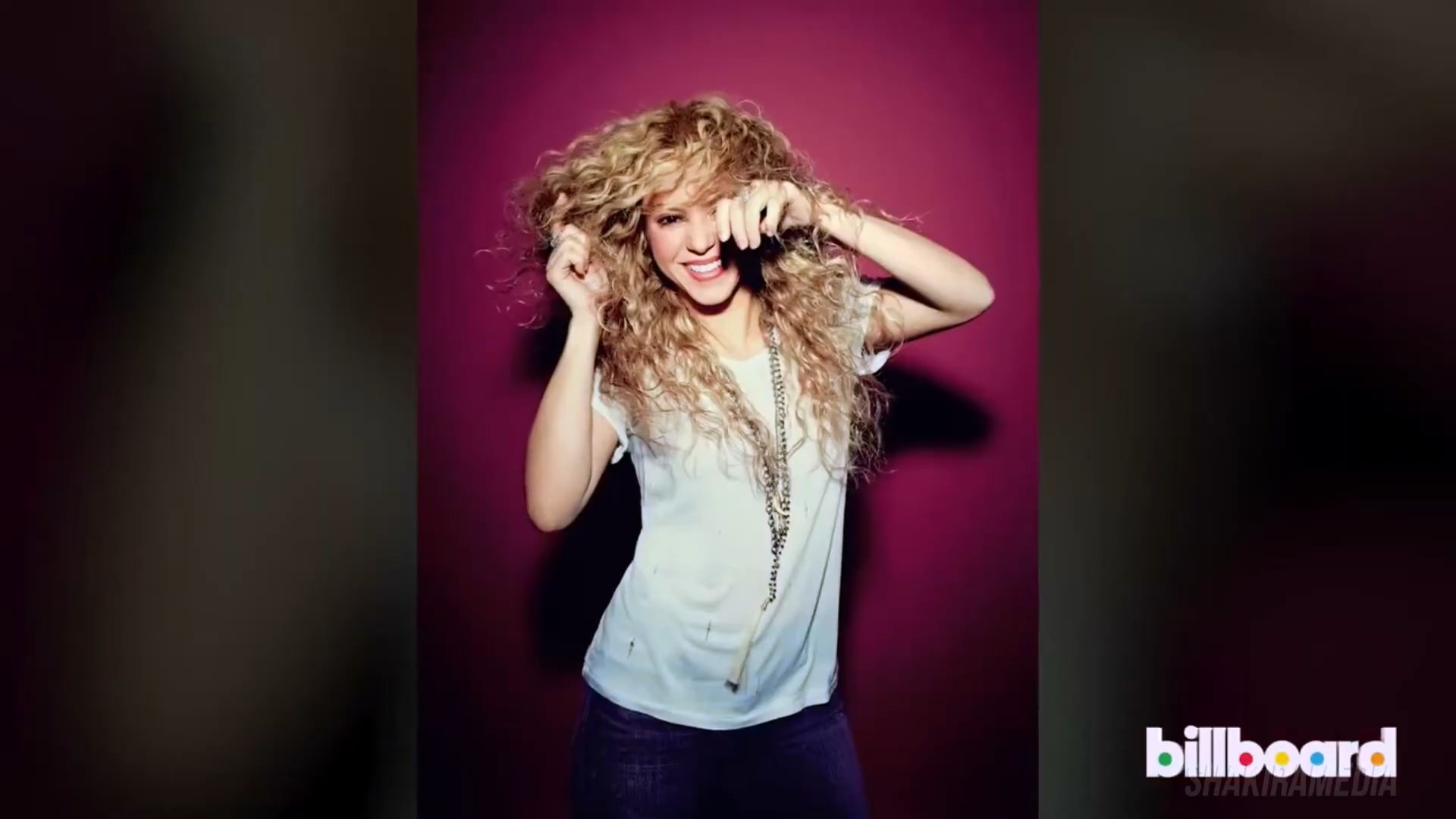 https://e.radikal.host/2024/12/09/Shakira-_-2014-_-Behind-The-Scenes---Billboard-Photo-Shoot-Shakiras-Return.mp4_snapshot_02.06.185.jpg