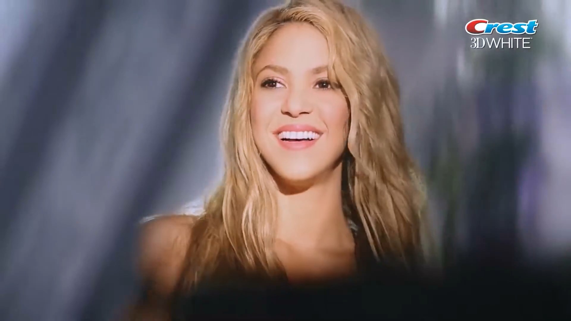 https://e.radikal.host/2024/12/11/Shakira---Comercial-Oral-B-El-Poder-De-La-Sonrisa.mp4_snapshot_00.21.073.jpg