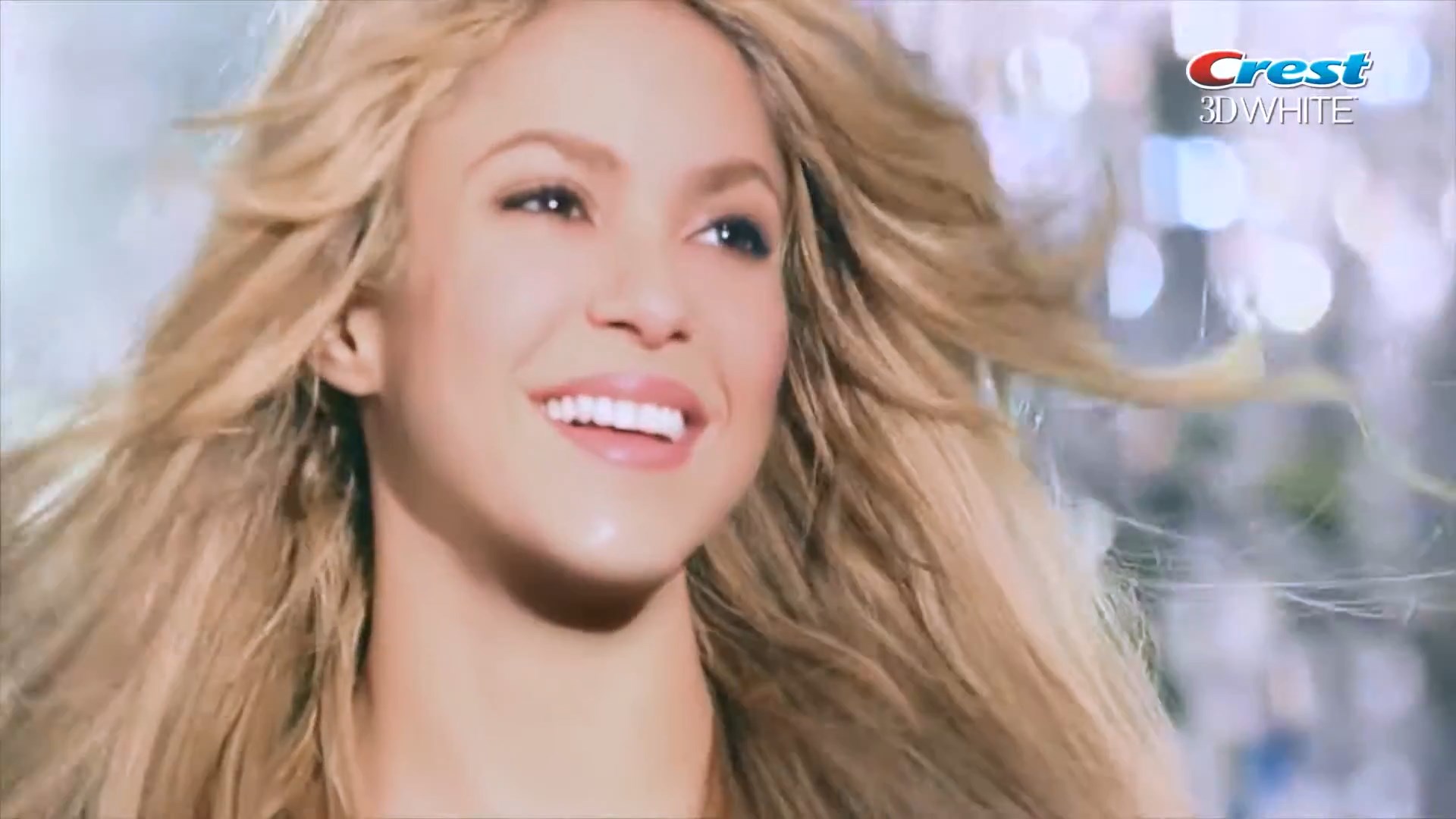 https://e.radikal.host/2024/12/11/Shakira---Comercial-Oral-B-El-Poder-De-La-Sonrisa.mp4_snapshot_00.31.806.jpg