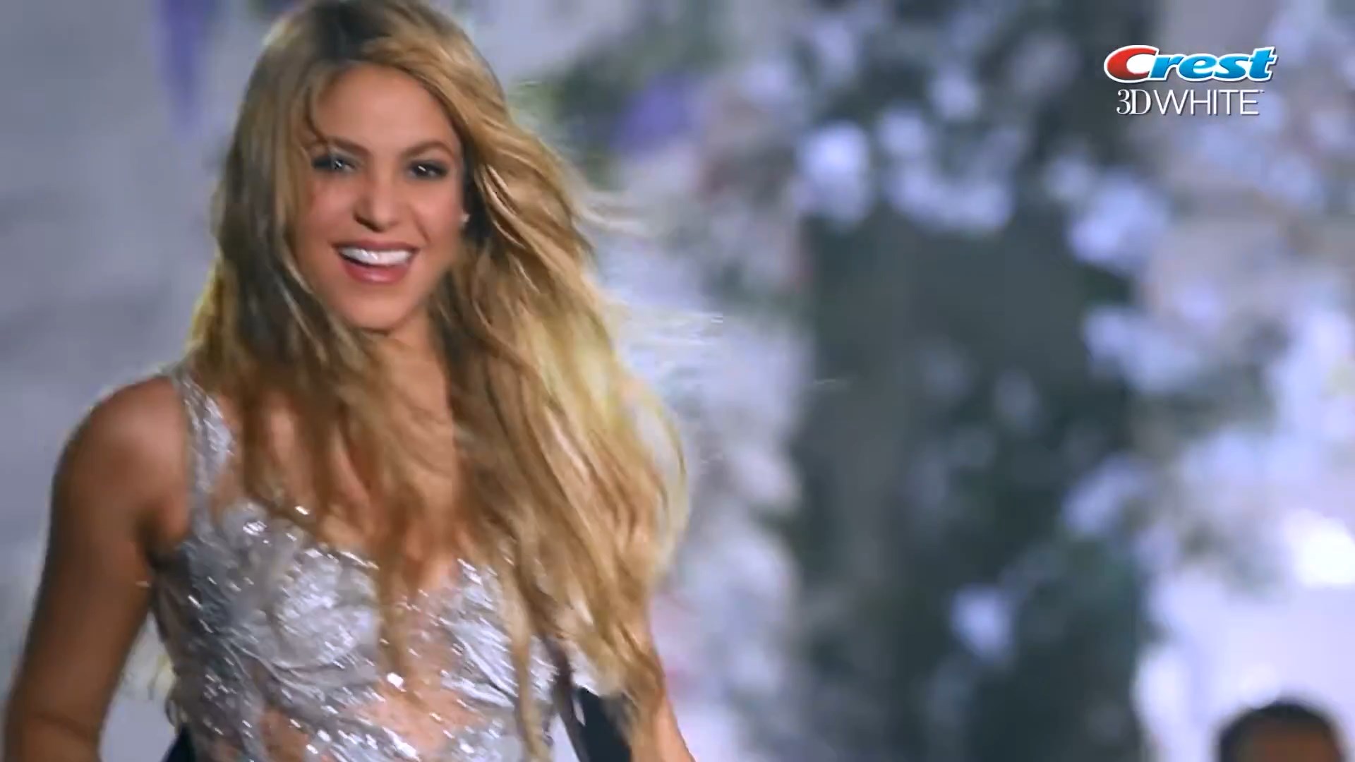 https://e.radikal.host/2024/12/11/Shakira---Comercial-Oral-B-El-Poder-De-La-Sonrisa.mp4_snapshot_00.33.456.jpg