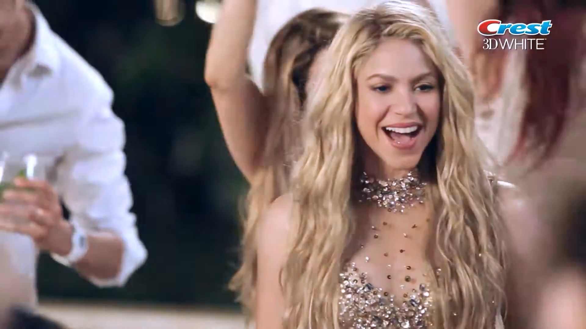 https://e.radikal.host/2024/12/11/Shakira---Comercial-Oral-B-El-Poder-De-La-Sonrisa.mp4_snapshot_00.41.908.jpg