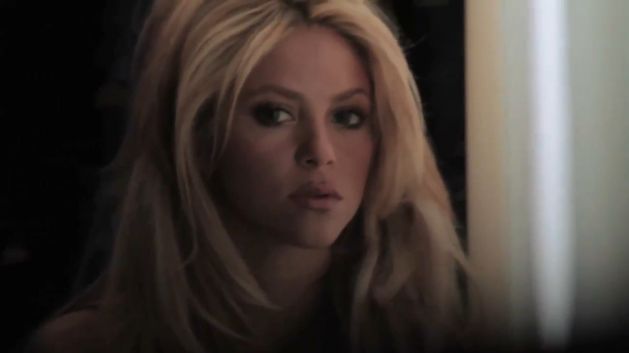 https://e.radikal.host/2024/12/14/Fragance---S-by-Shakira-Making-Of.mp4_snapshot_01.04.535.jpg