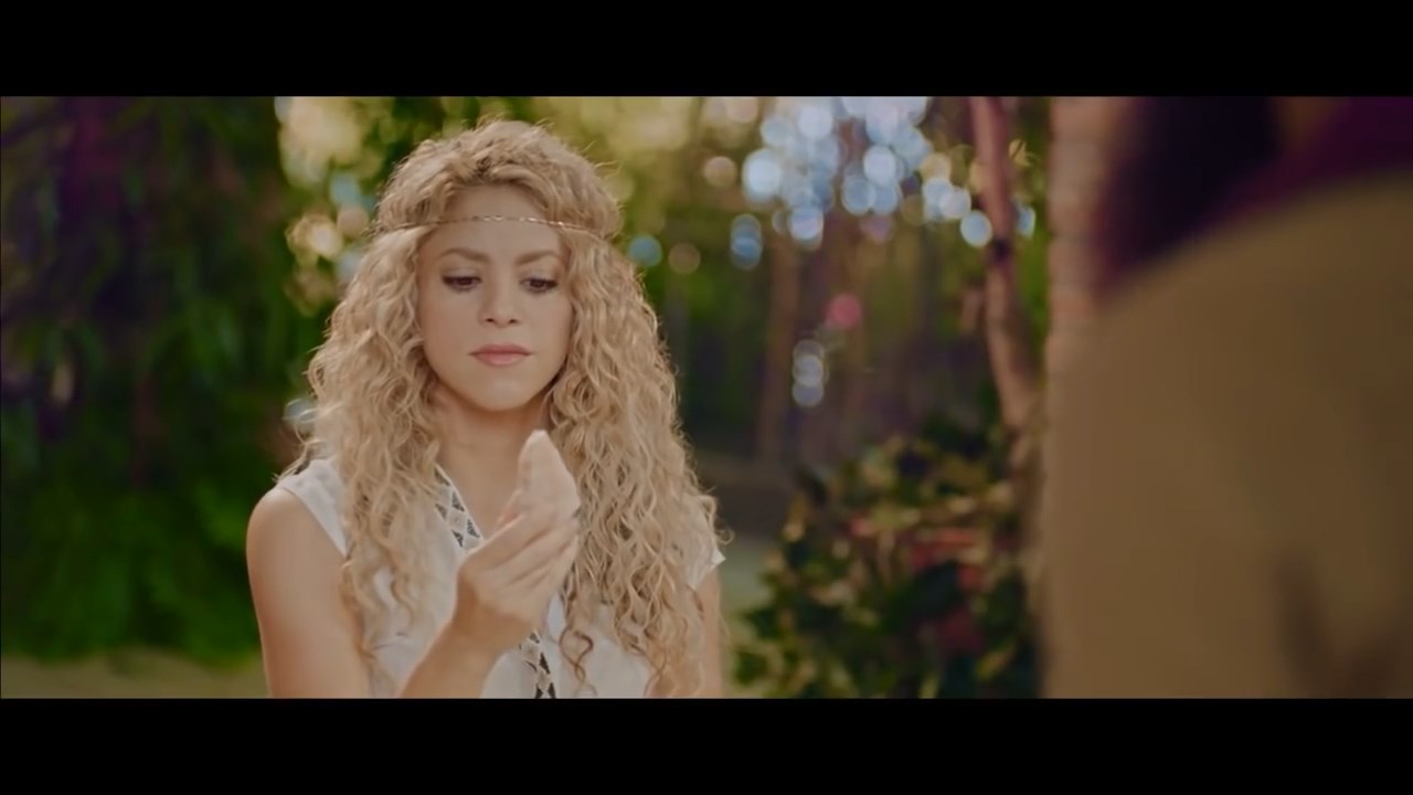 https://e.radikal.host/2024/12/20/Shakira---Angry-Birds-Commercial.mp4_snapshot_00.36.364.jpg