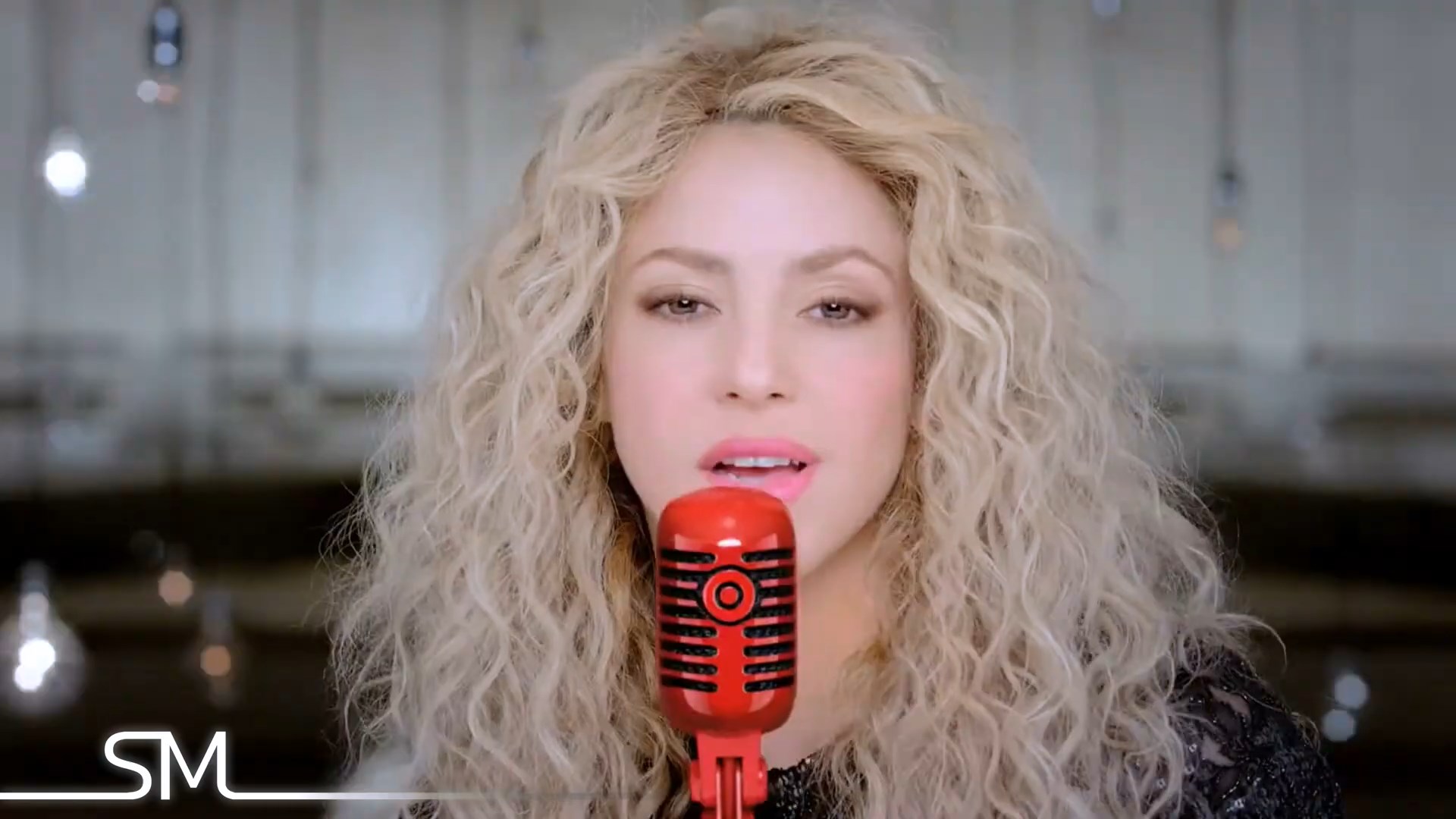 https://e.radikal.host/2024/12/25/Shakira-Commercial-_-2014-_-Target-SHAKIRA.-Empire.mp4_snapshot_00.03.461.jpg