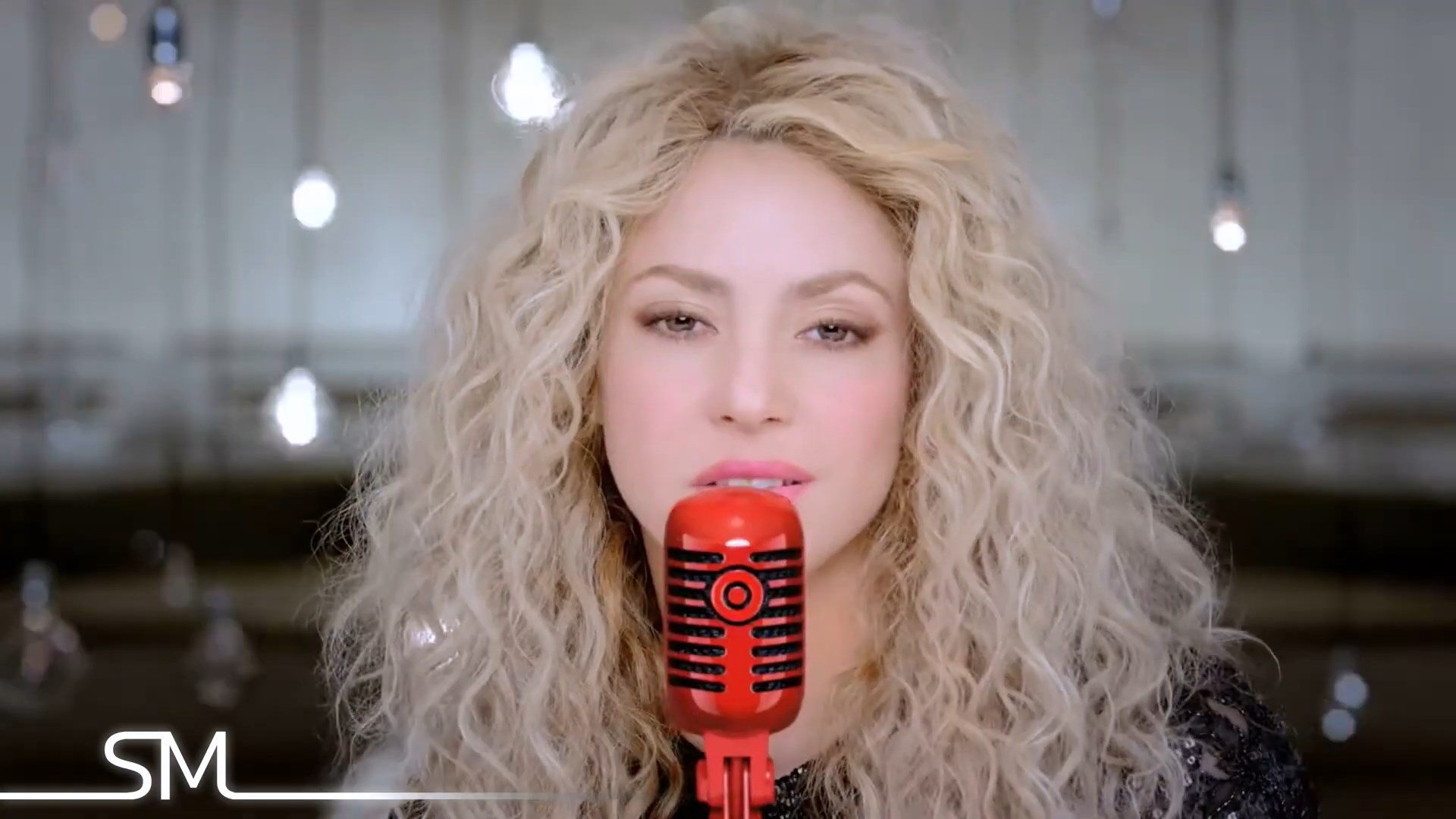 https://e.radikal.host/2024/12/25/Shakira-Commercial-_-2014-_-Target-SHAKIRA.-Empire.mp4_snapshot_00.03.763.jpg