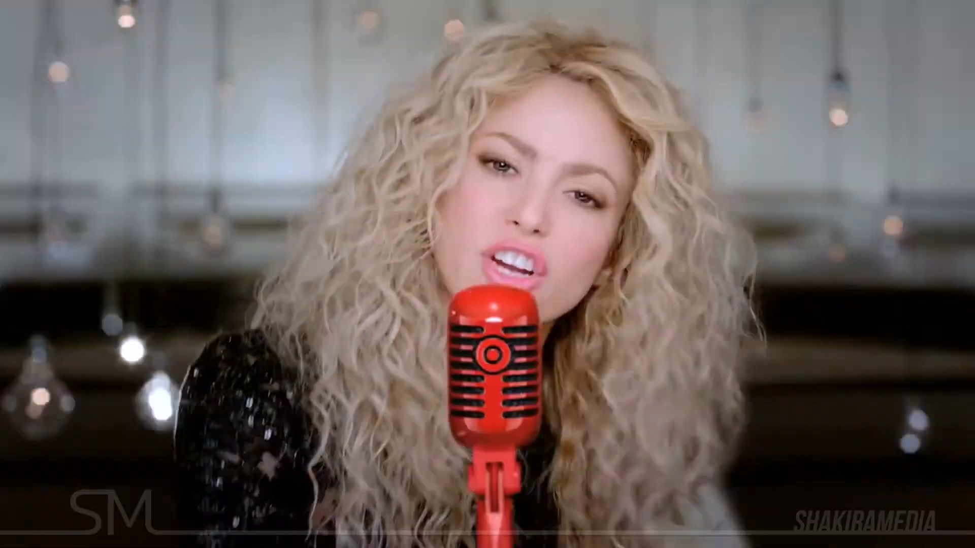 https://e.radikal.host/2024/12/25/Shakira-Commercial-_-2014-_-Target-SHAKIRA.-Empire.mp4_snapshot_00.10.800.jpg