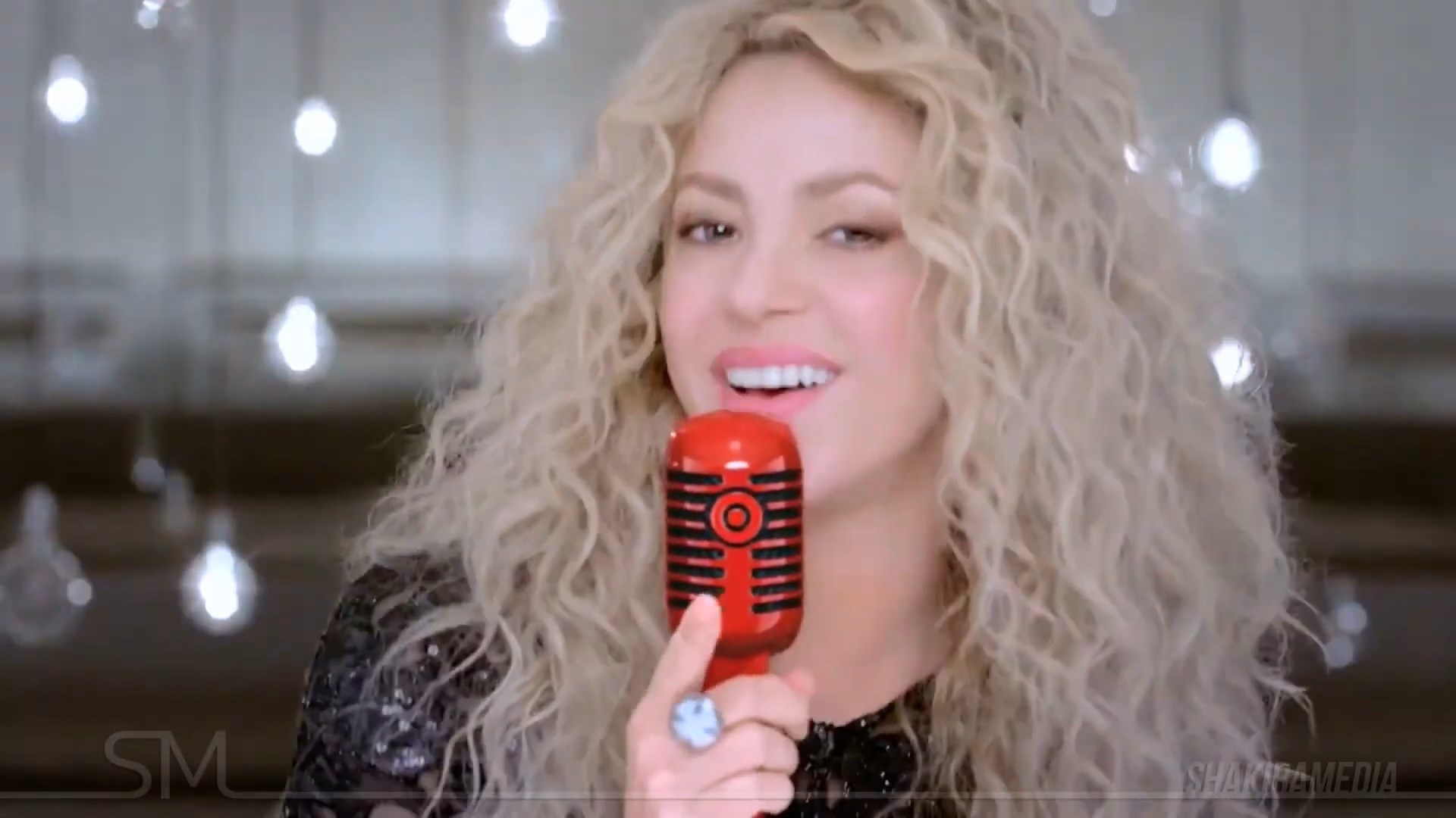 https://e.radikal.host/2024/12/25/Shakira-Commercial-_-2014-_-Target-SHAKIRA.-Empire.mp4_snapshot_00.19.678.jpg