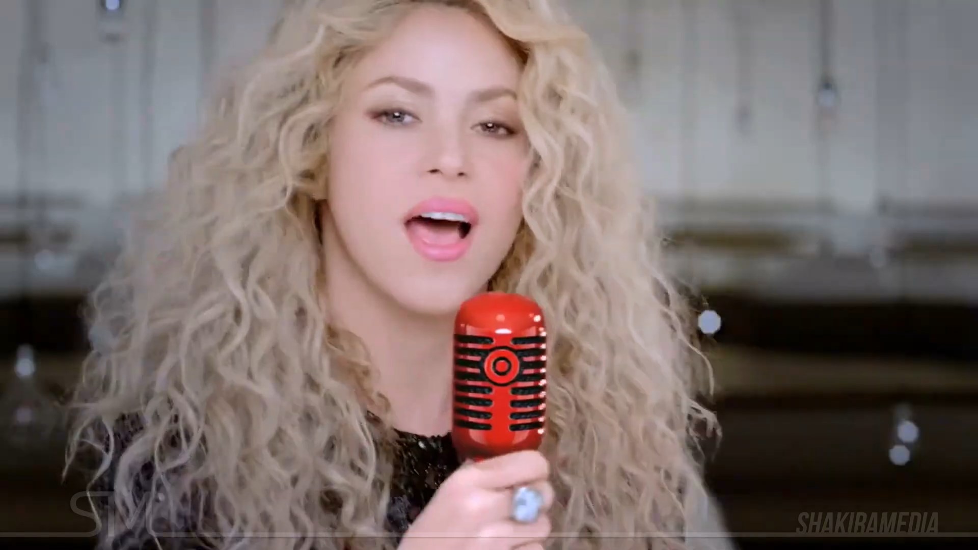 https://e.radikal.host/2024/12/25/Shakira-Commercial-_-2014-_-Target-SHAKIRA.-Empire.mp4_snapshot_00.21.461.jpg