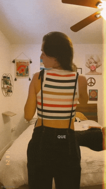 https://e.radikal.host/2025/01/01/9feeo5-1.gif