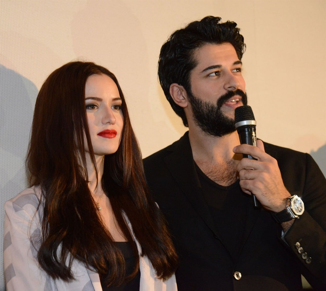 https://e.radikal.host/2025/01/16/1118full-fahriye-evcen.jpg