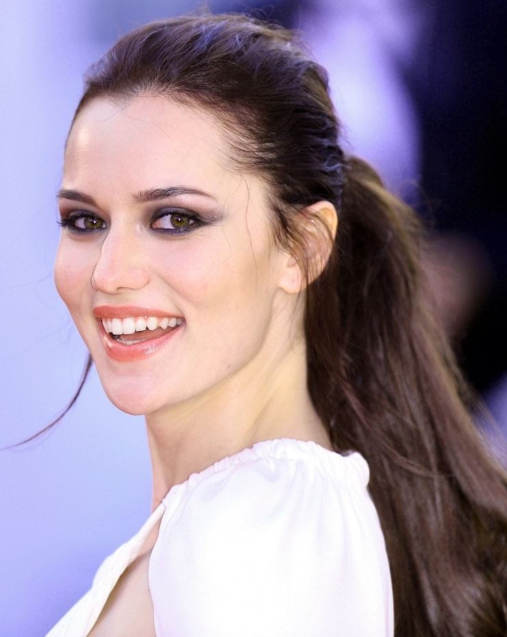 https://e.radikal.host/2025/01/18/740full-fahriye-evcen-3.jpg