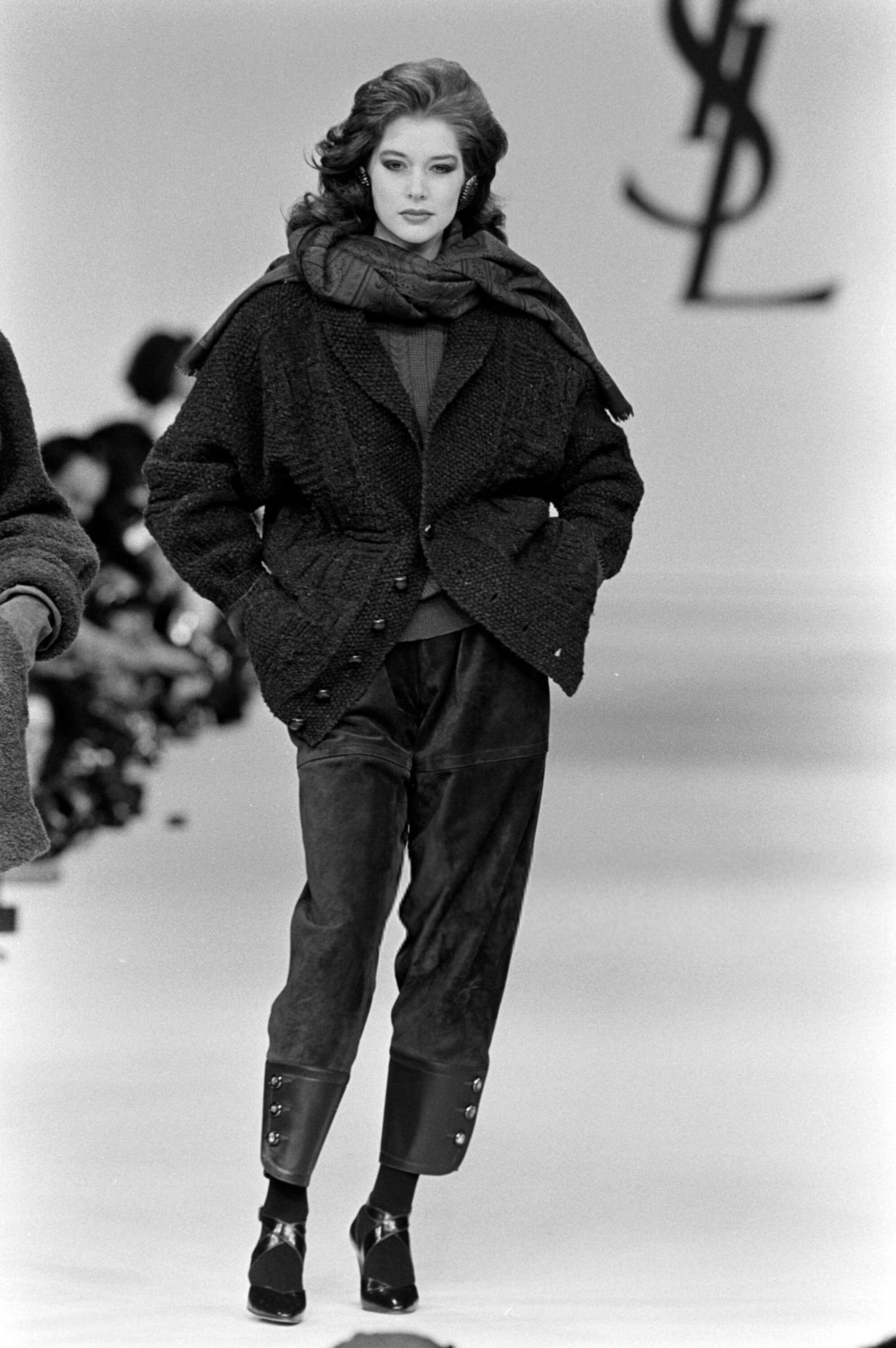https://e.radikal.host/2025/03/03/Rochelle_Redfield_Yves_Saint_Laurent_FW1985_08.jpg.865f9c142a7bf638775f4a01c89ff9b8.jpg