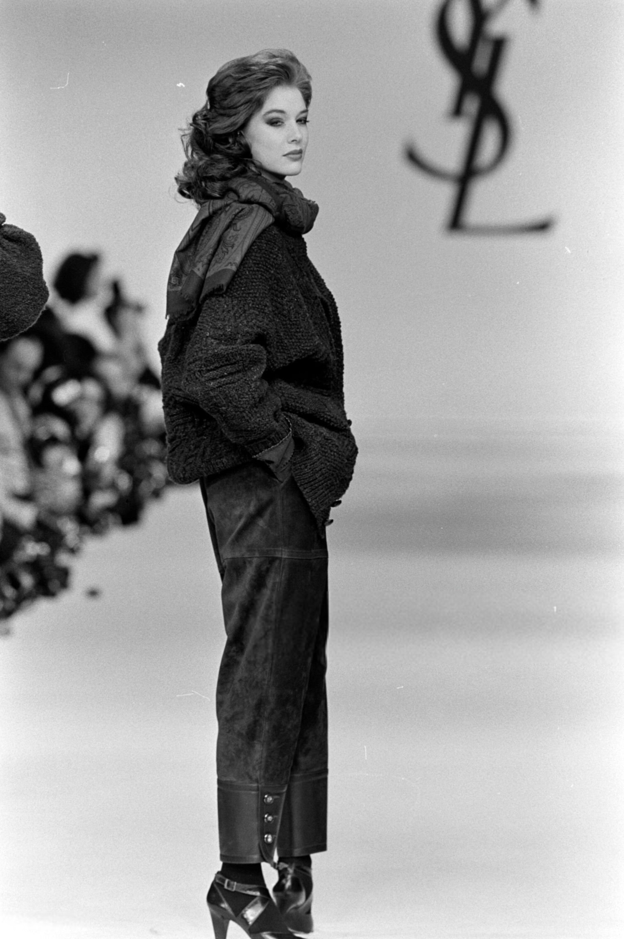 https://e.radikal.host/2025/03/03/Rochelle_Redfield_Yves_Saint_Laurent_FW1985_11.jpg.82c67c854aaafd46ed16a03d093da2ad.jpg
