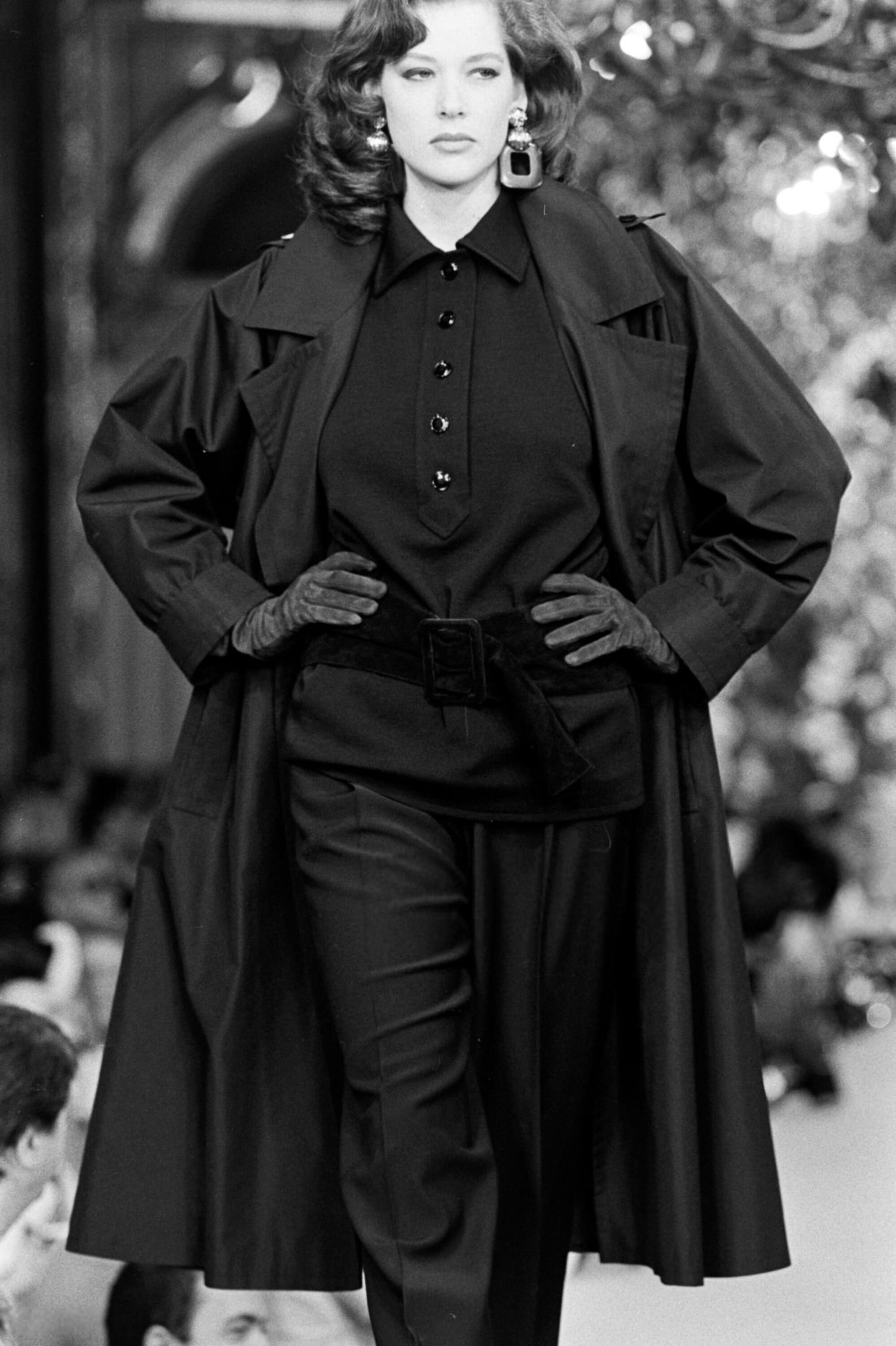 https://e.radikal.host/2025/03/03/Rochelle_Redfield_Yves_Saint_Laurent_FW1985_Couture_04.jpg.5ad7965796c5a7423548496fa8b69c86.jpg