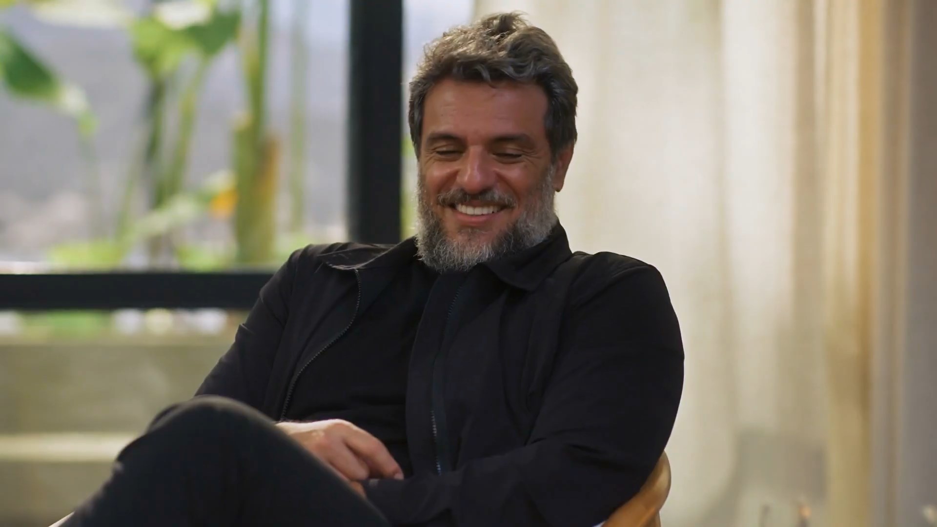 https://e.radikal.host/2025/03/27/Luma-quer-convencer-Mavi-a-se-unirem-com-Molina-_-Mania-de-Voce-_TV-Globo.mp4_snapshot_01.22.003.jpg