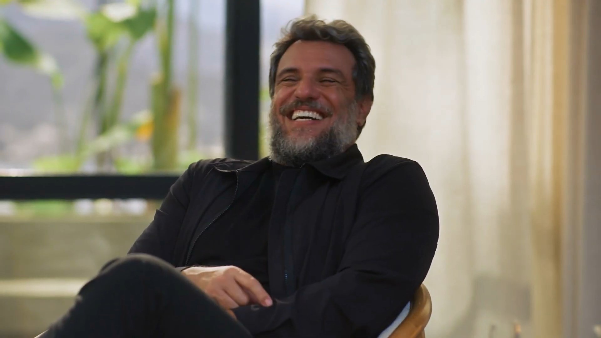 https://e.radikal.host/2025/03/27/Luma-quer-convencer-Mavi-a-se-unirem-com-Molina-_-Mania-de-Voce-_TV-Globo.mp4_snapshot_01.23.670.jpg