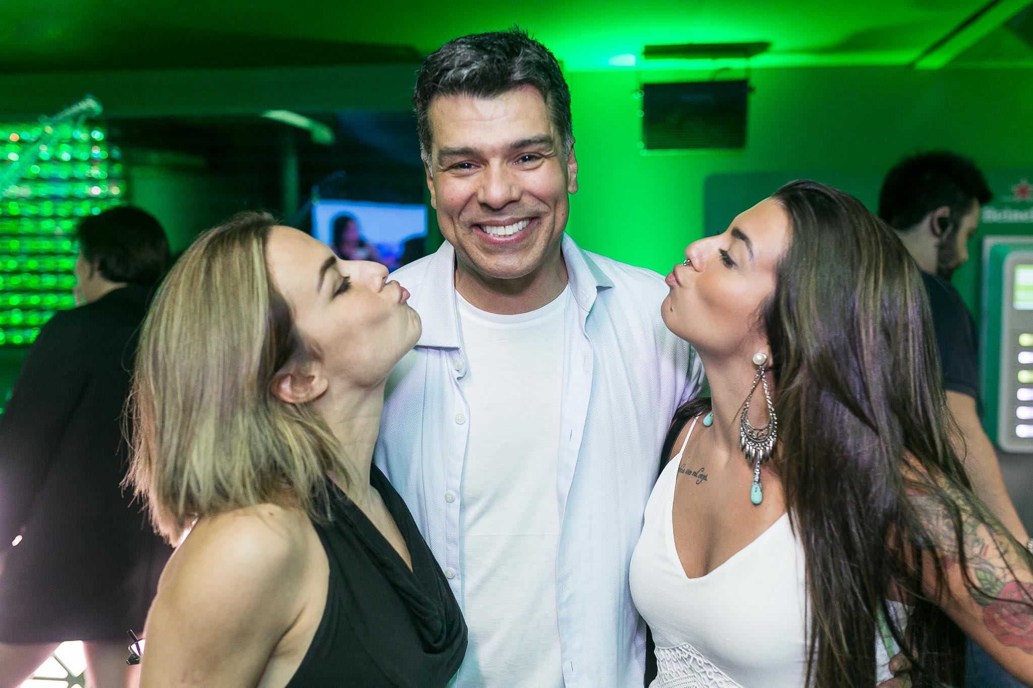 https://e.radikal.host/2025/04/04/Bianca-Assumpcao-Mauricio-Mattar-e-Petra-mattar-5198.jpg