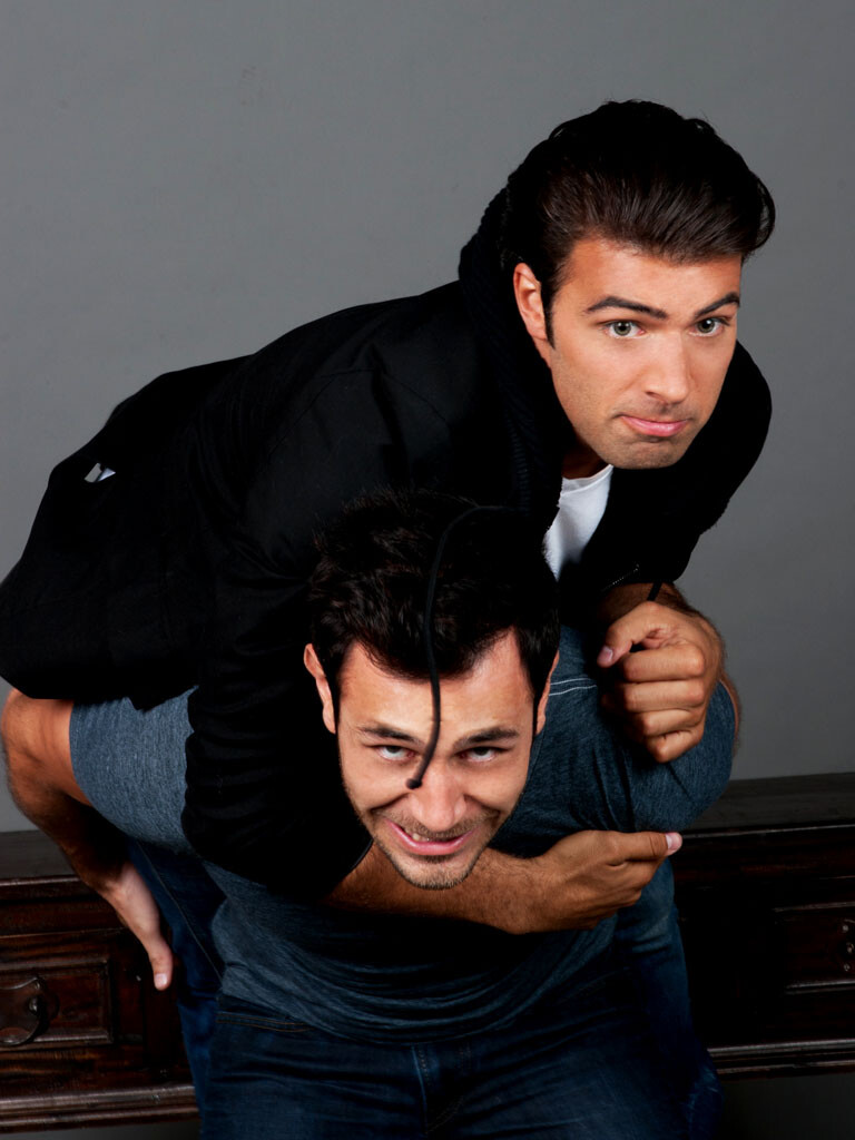 https://e.radikal.host/2025/04/04/Jencarlos-Canela-Carlos-Ferro-12.jpg