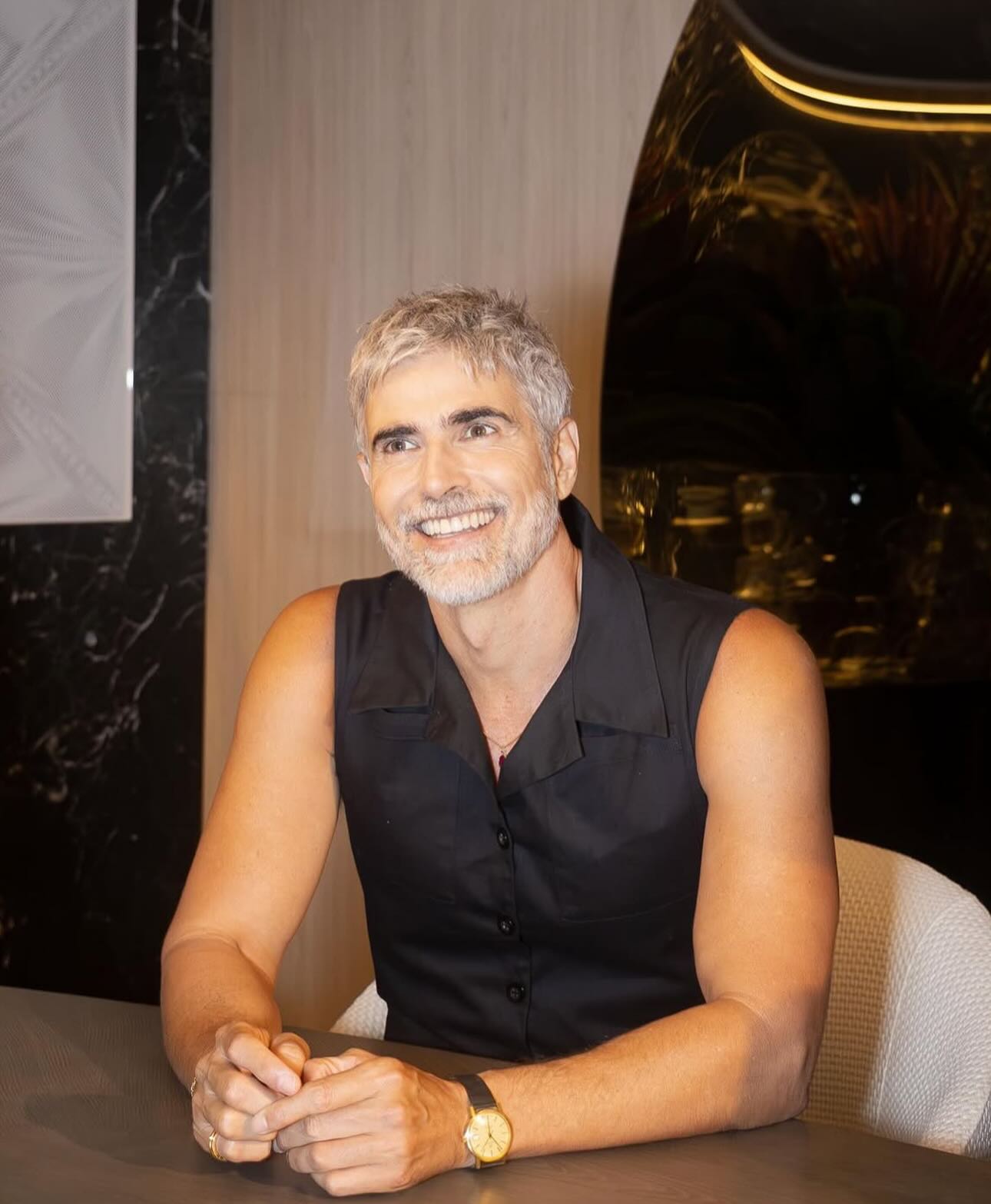 https://e.radikal.host/2025/04/04/reynaldogianecchini_1743662229048.jpg