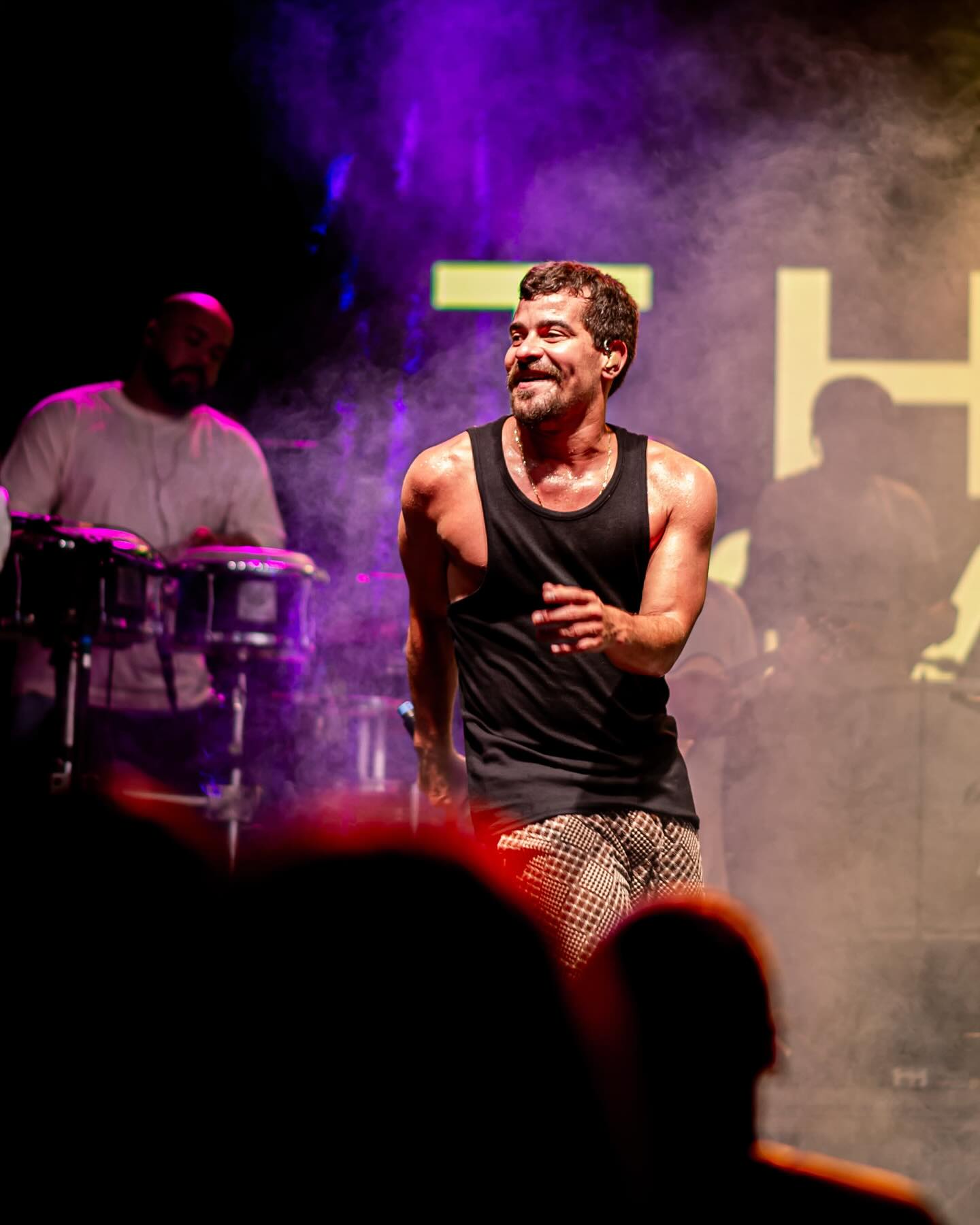 https://e.radikal.host/2025/04/04/thiagomartins_1743662304796.jpg