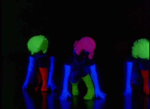 d2f285_c5bf4a0922b640d7868ee72307bfb23amv2.gif