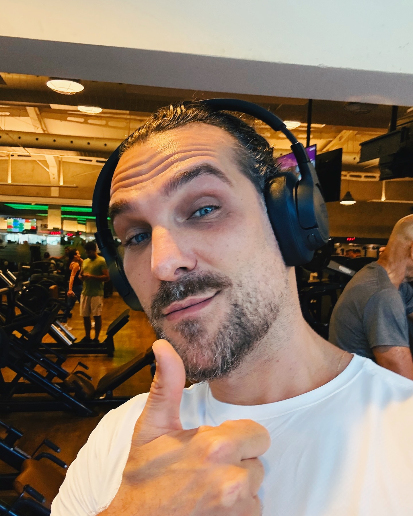 https://e.radikal.host/2025/04/08/igorrickli_1743923694951.jpg