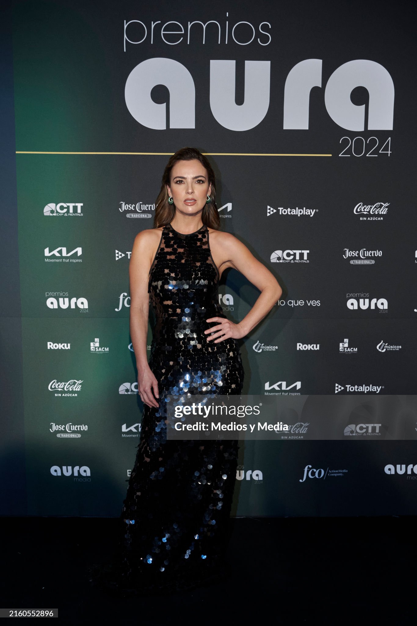 https://e.radikal.host/2025/04/09/gettyimages-2160552896-2048x2048.jpg