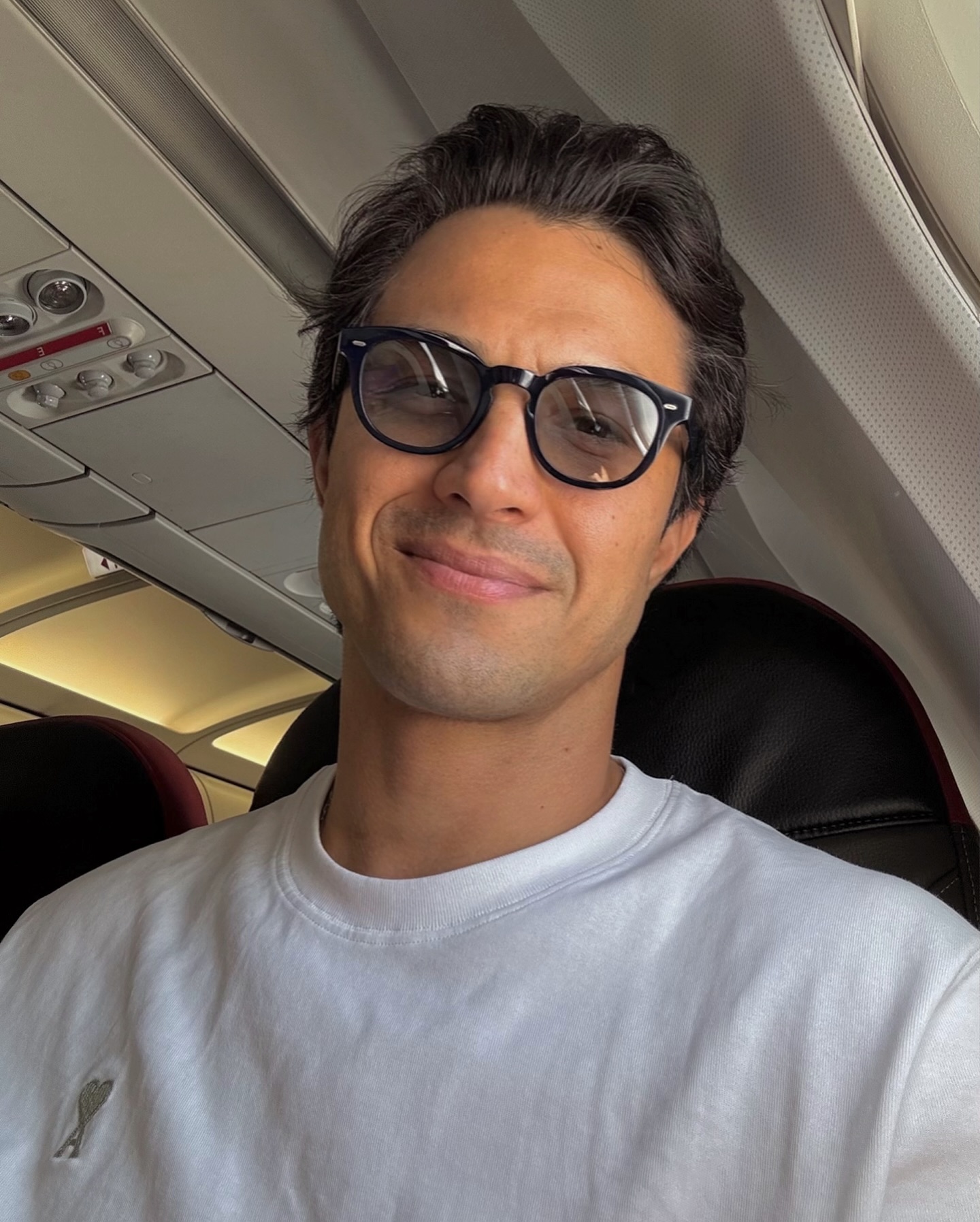 https://e.radikal.host/2025/04/09/romuloestrela_1743840940311-1.jpg