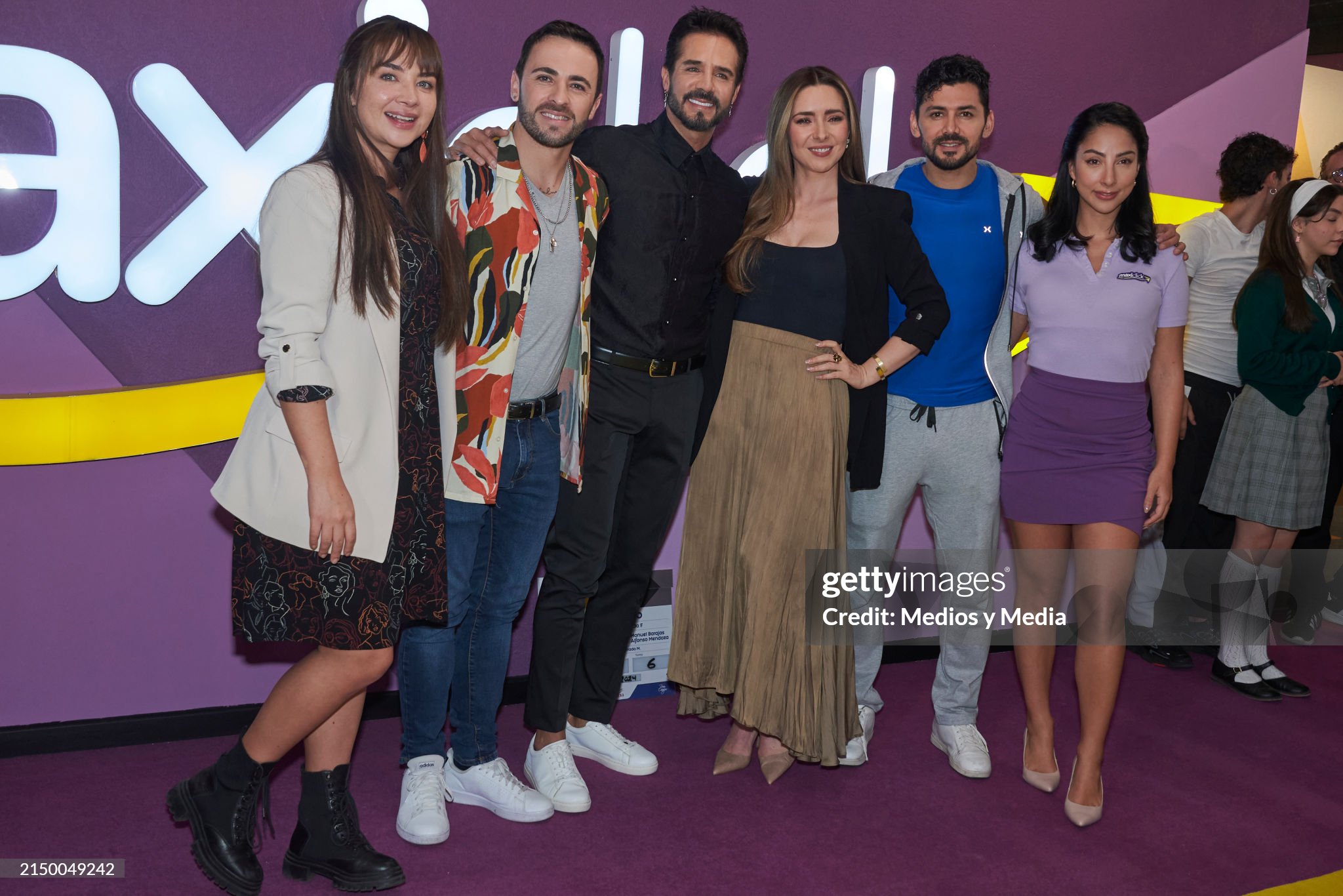 https://e.radikal.host/2025/04/11/gettyimages-2150049242-2048x2048.jpg