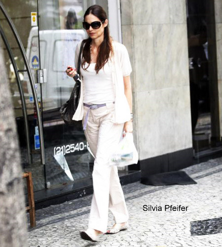 https://e.radikal.host/2025/04/17/silvia-pfeifer-all-white1.jpg