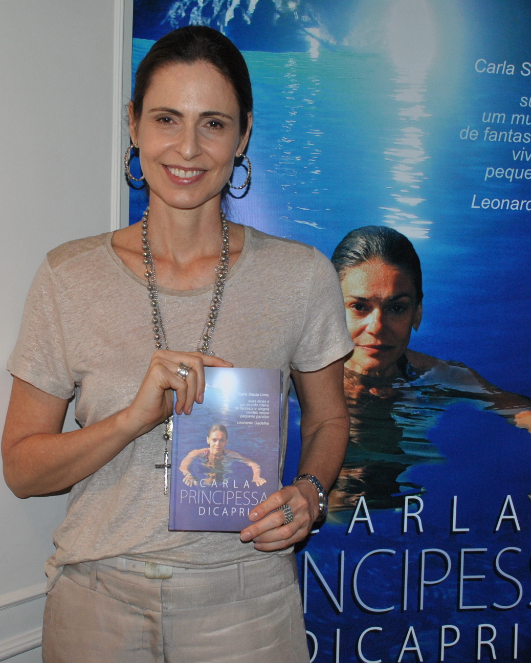 https://e.radikal.host/2025/04/18/a-silvia-pfeifer-2.jpg