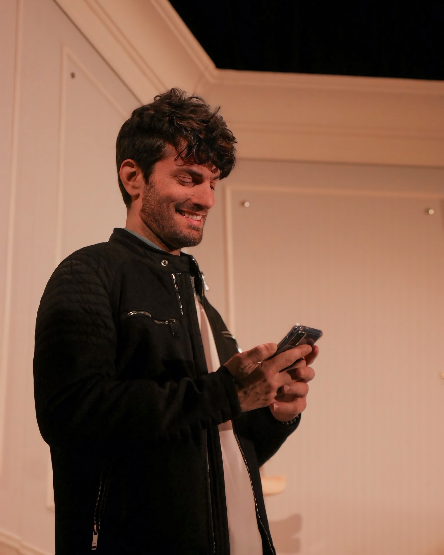 https://e.radikal.host/2025/04/19/majoportrait_1744186938529.jpg