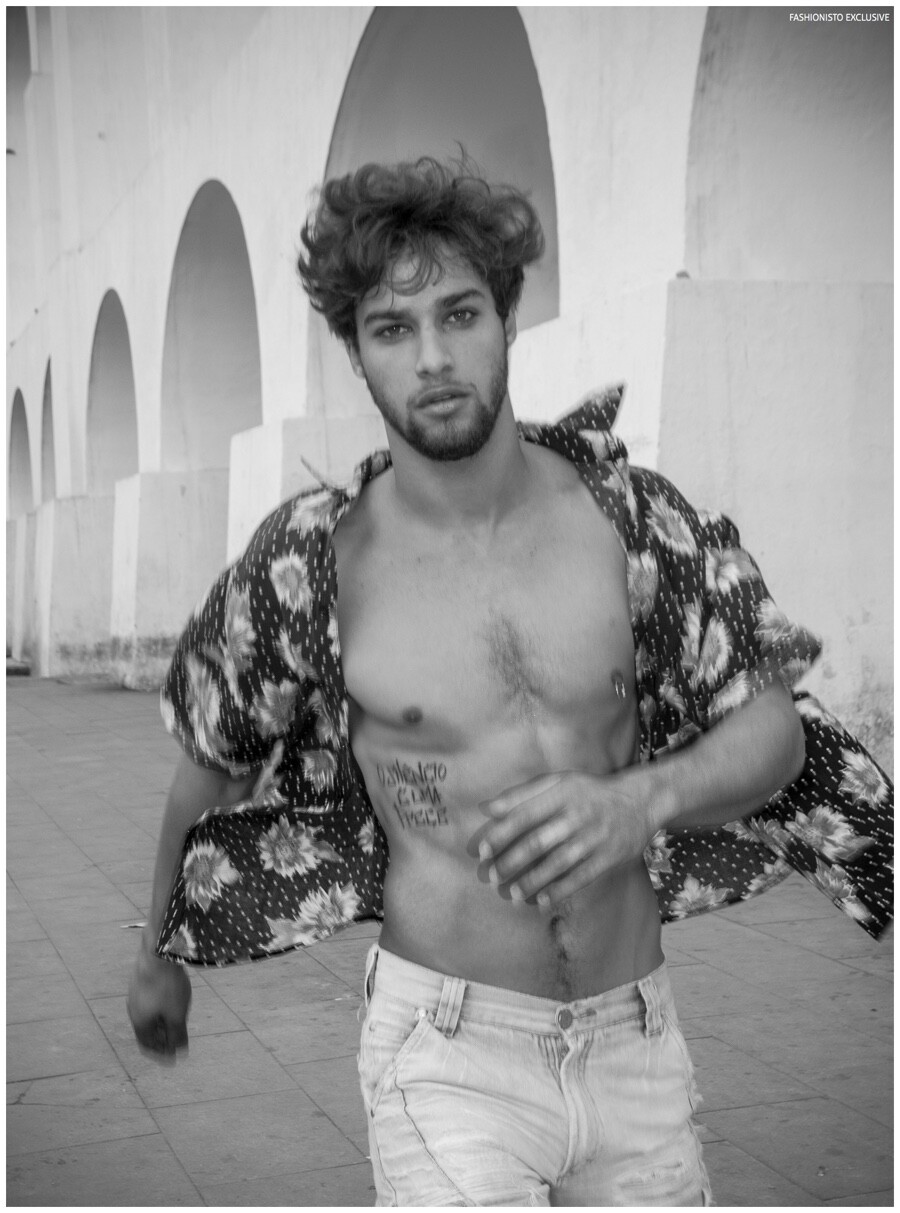 https://e.radikal.host/2025/04/22/Fashionisto-Exclusive-Pablo-Morais-022.jpg