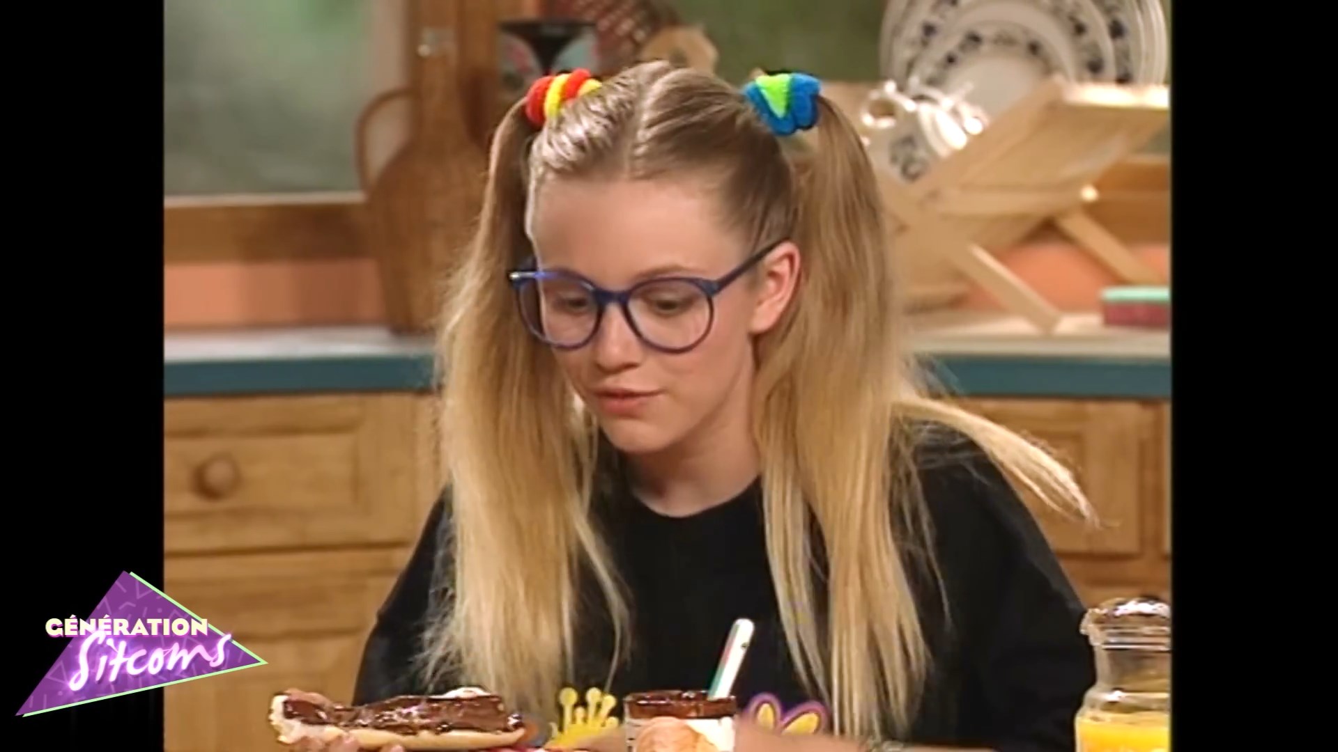 https://e.radikal.host/2025/04/22/PREMIERS-BAISERS-_-Le-vrai-baiser-_-EPISODE-1.mp4_snapshot_09.09.988.jpg