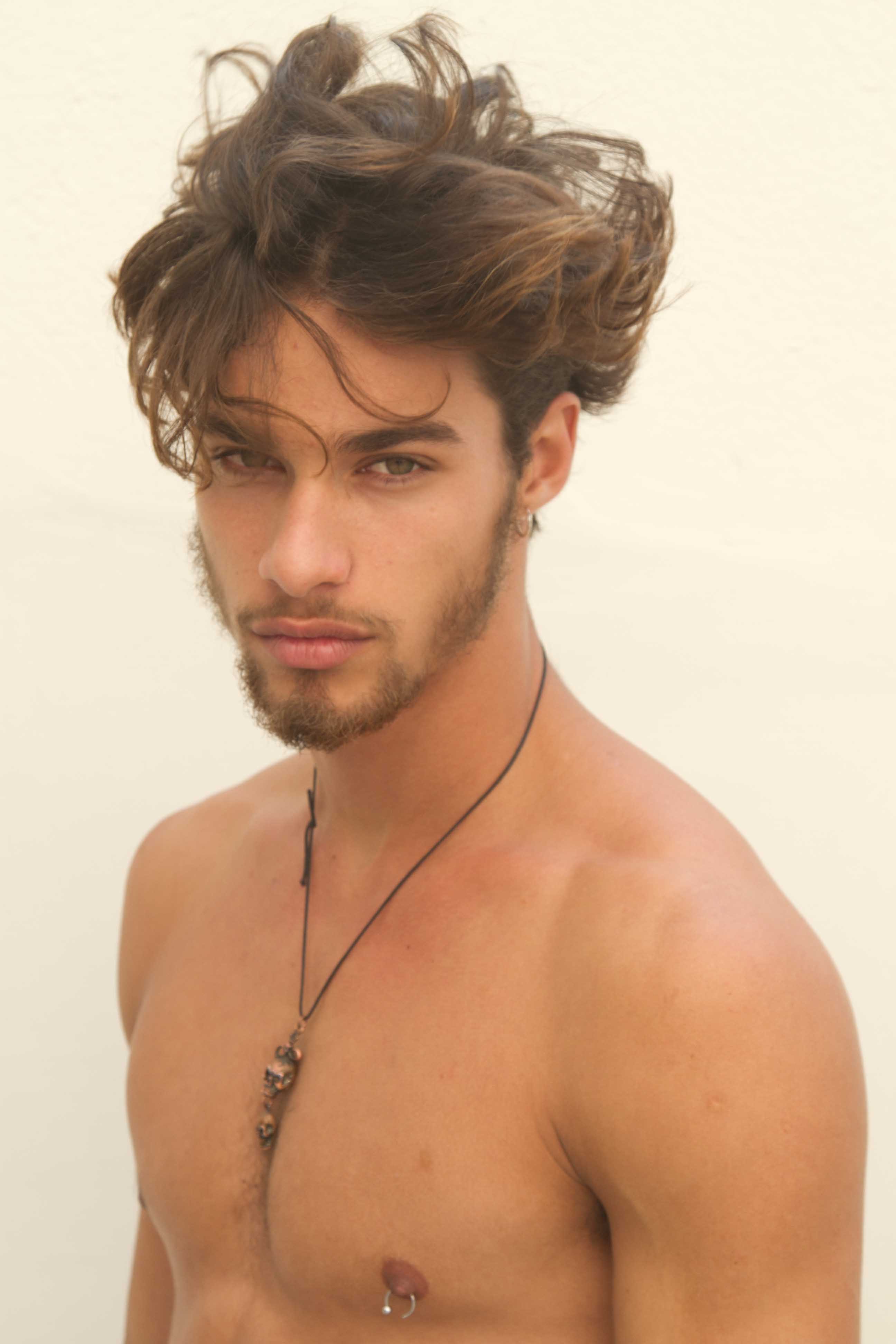 https://e.radikal.host/2025/04/22/pablo-morais-joy-model-10.jpg