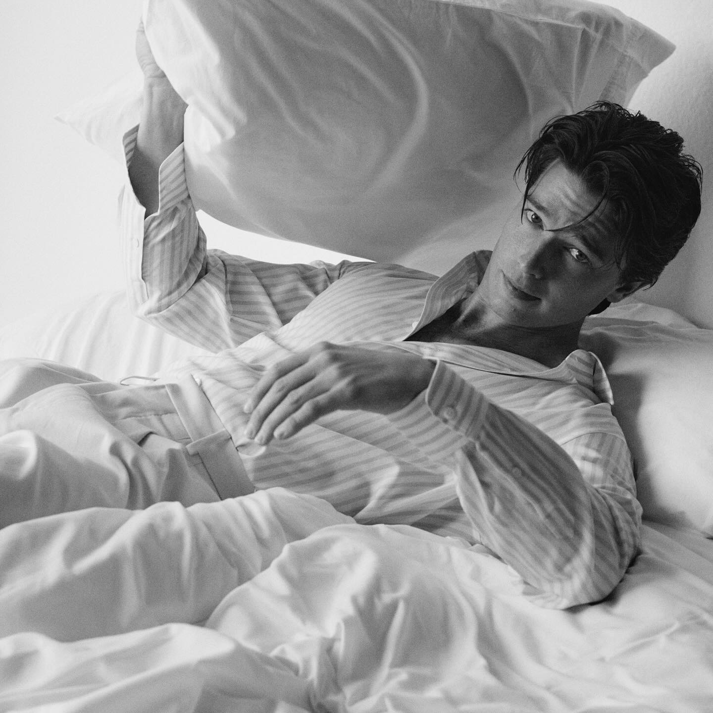 https://e.radikal.host/2025/04/22/patrickschwarzenegger_1744446708366.jpg
