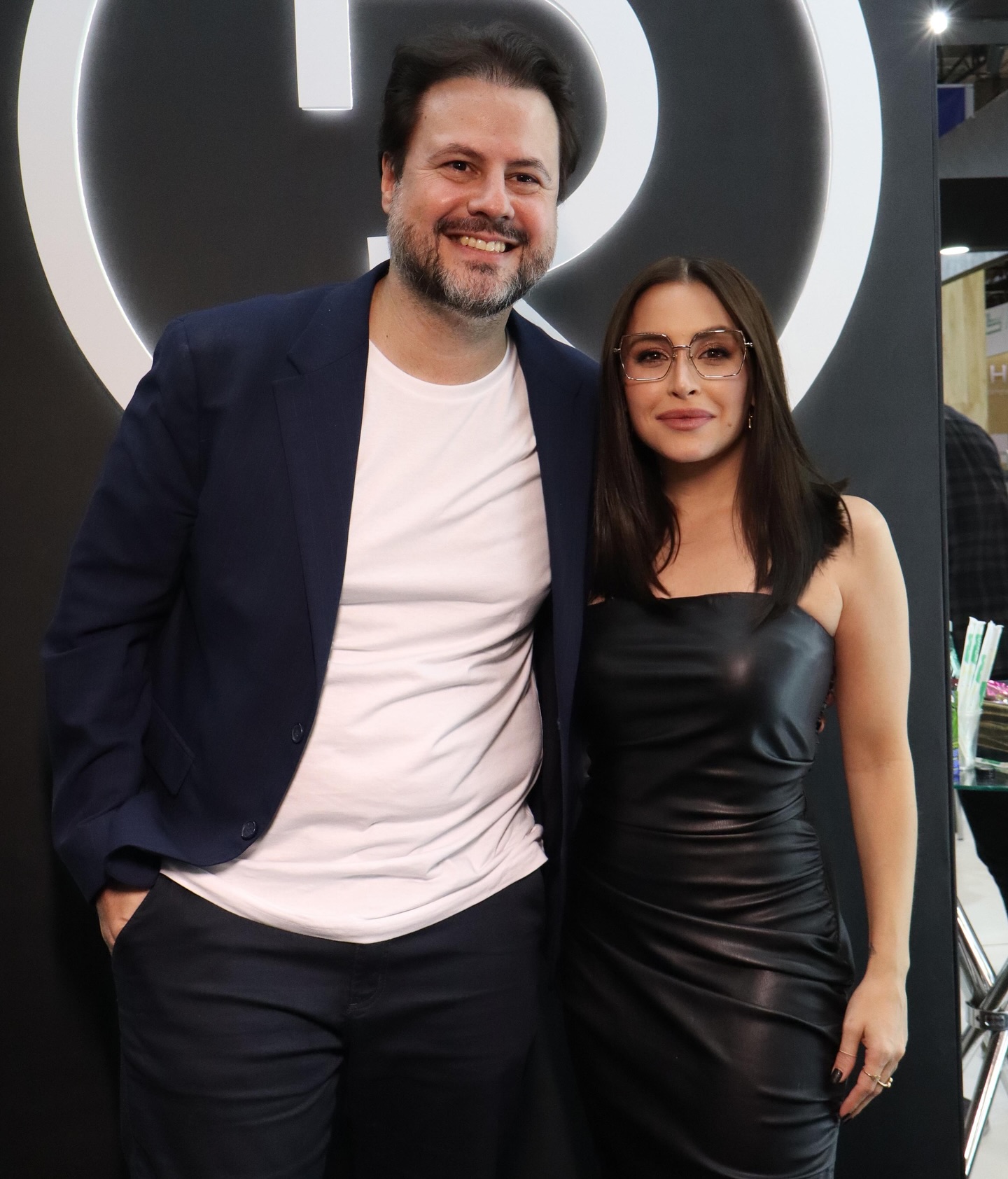 https://e.radikal.host/2025/04/23/carladiaz_1744527155273.jpg