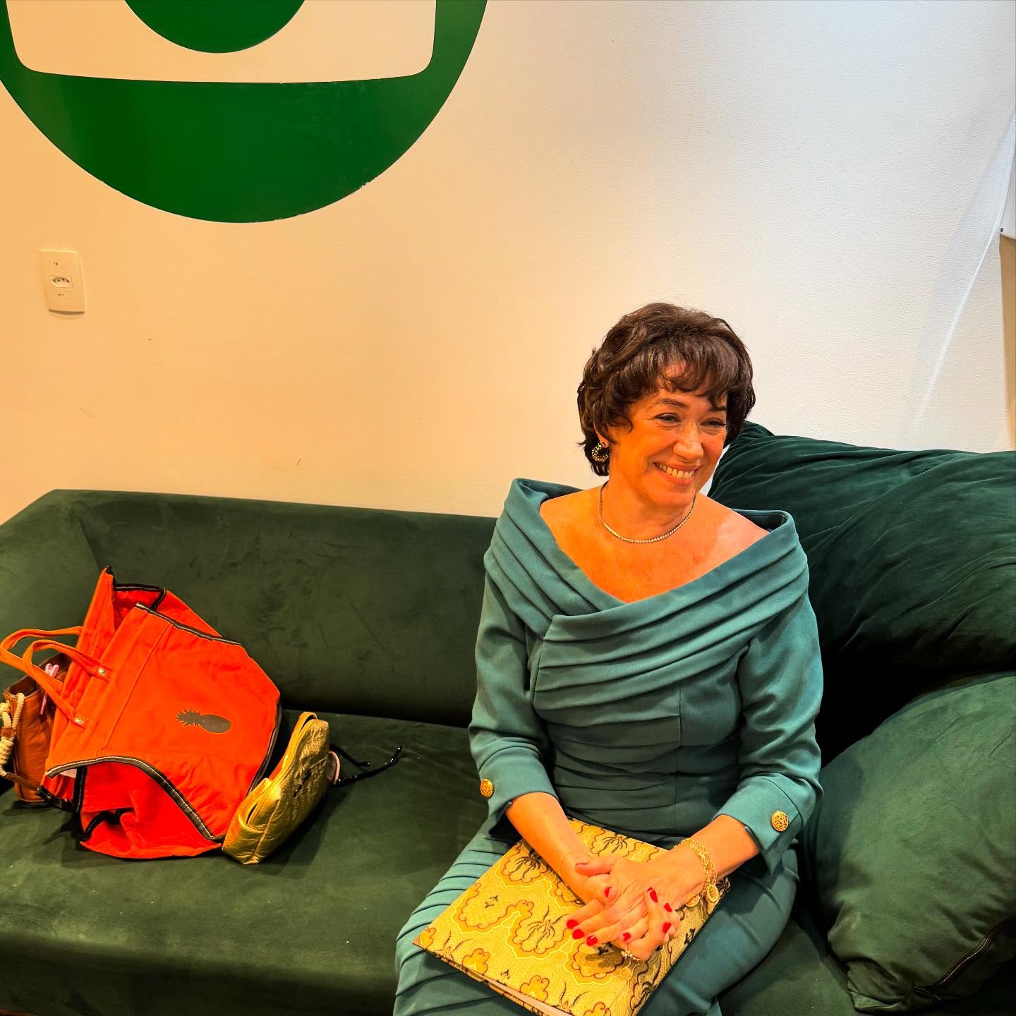 https://e.radikal.host/2025/04/23/lilia_cabral_1744527274403.jpg