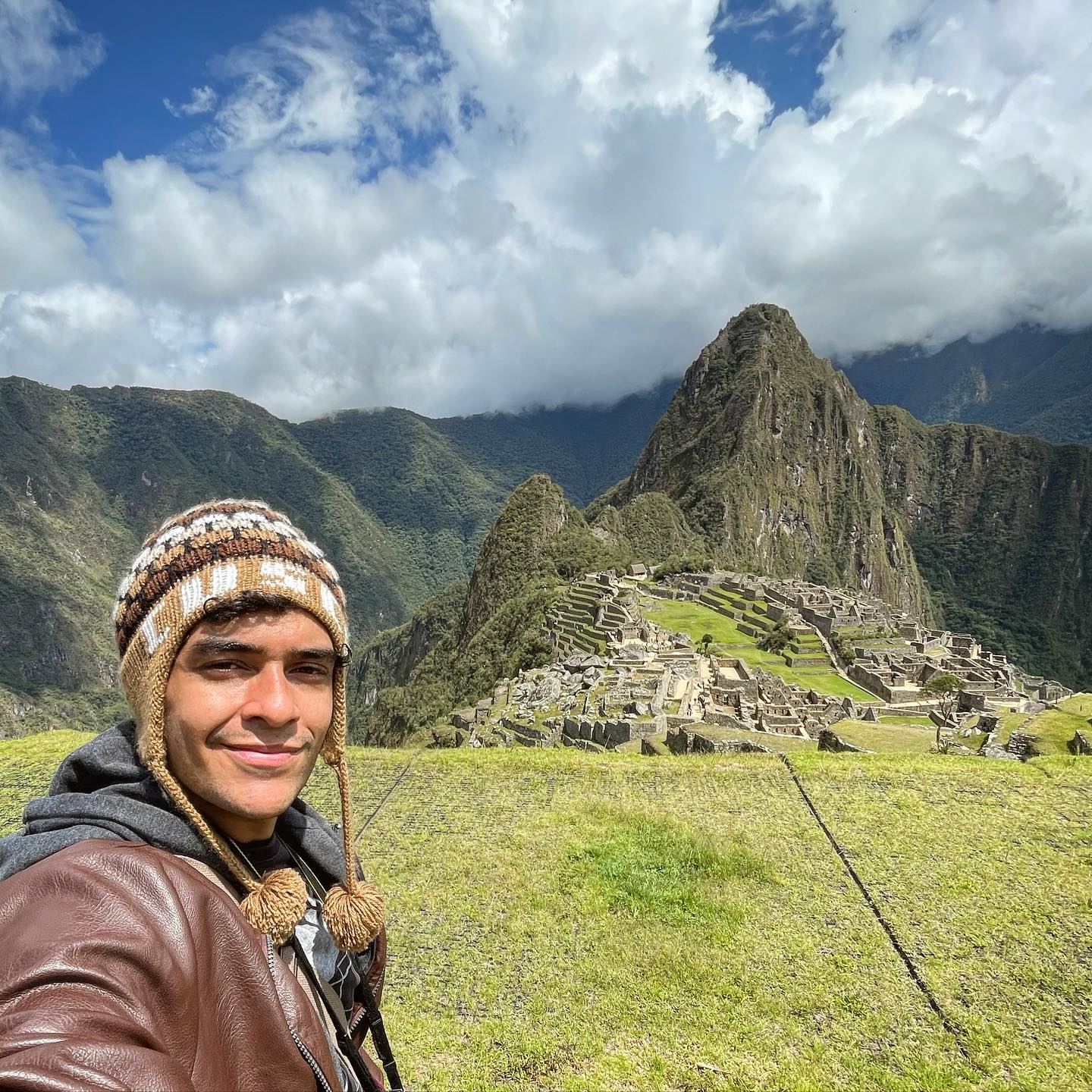 https://e.radikal.host/2025/04/23/oigorfernandez_1744703812062.jpg