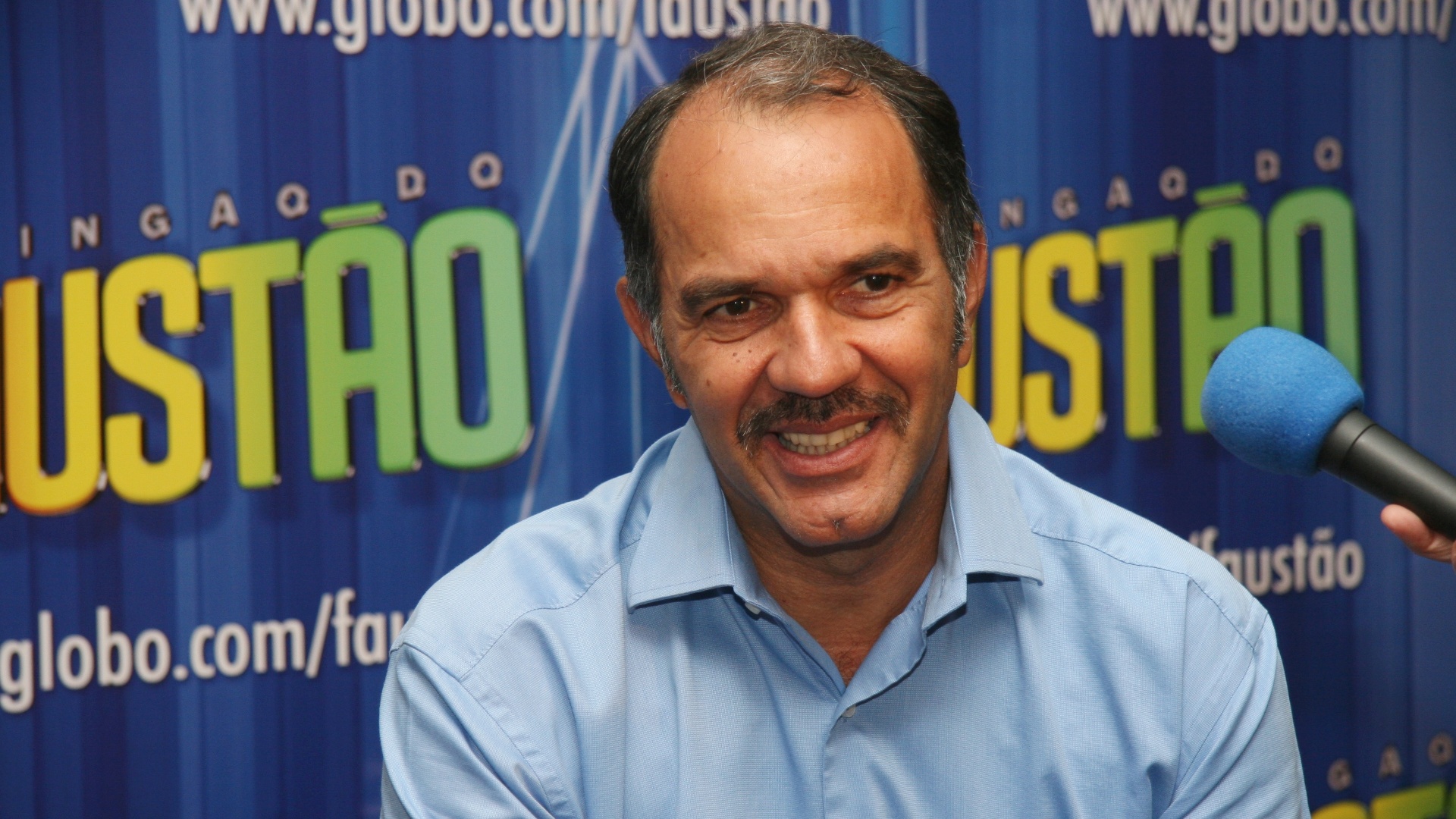 https://e.radikal.host/2025/04/24/antes-de-gravar-para-o-domingao-do-faustao-humberto-martins-confirmou-que-vai-participar-do-remake-de-gabriela-1323542985602_1920x1080.jpg