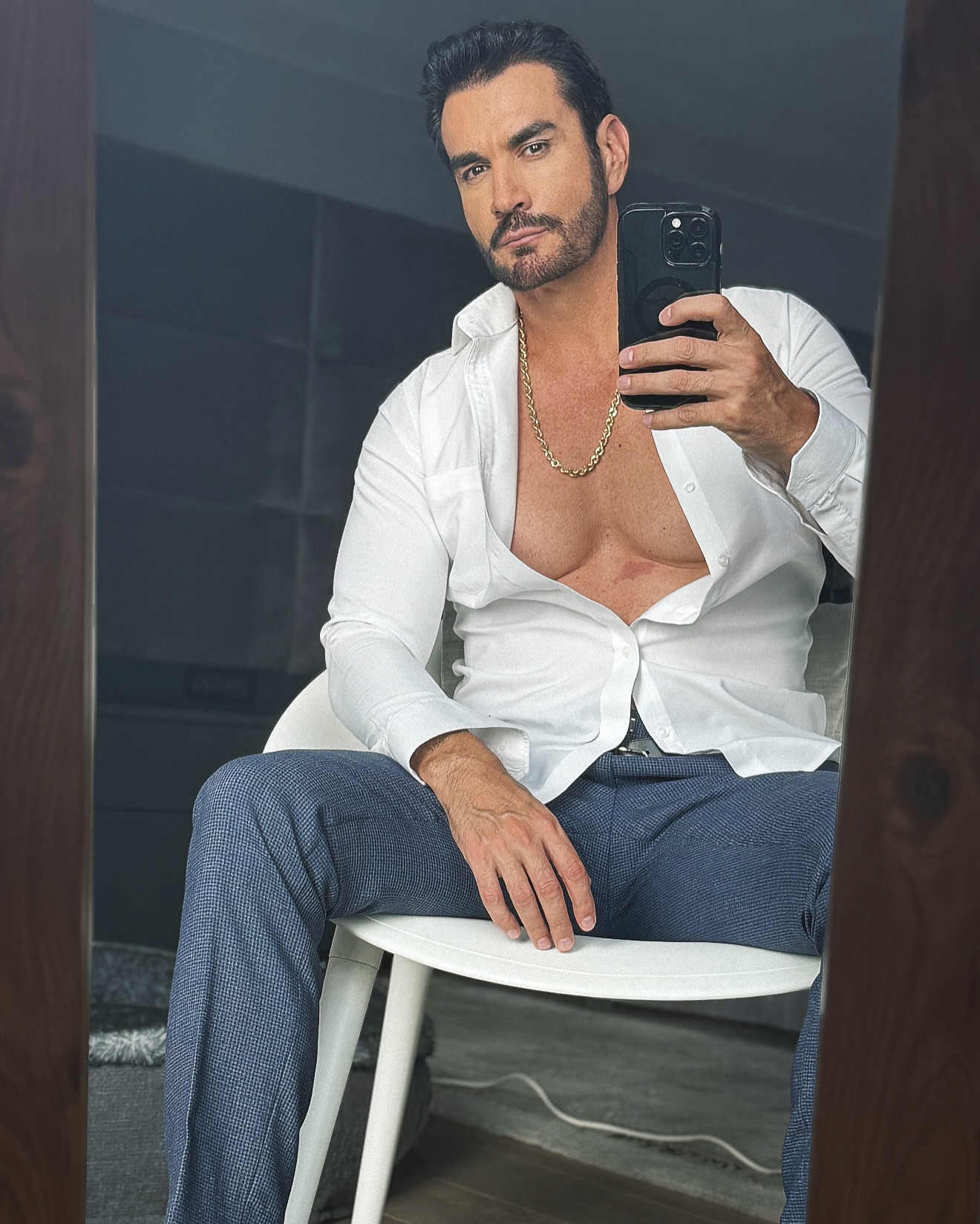 https://e.radikal.host/2025/04/24/davidzepeda1_1744787656031.jpg