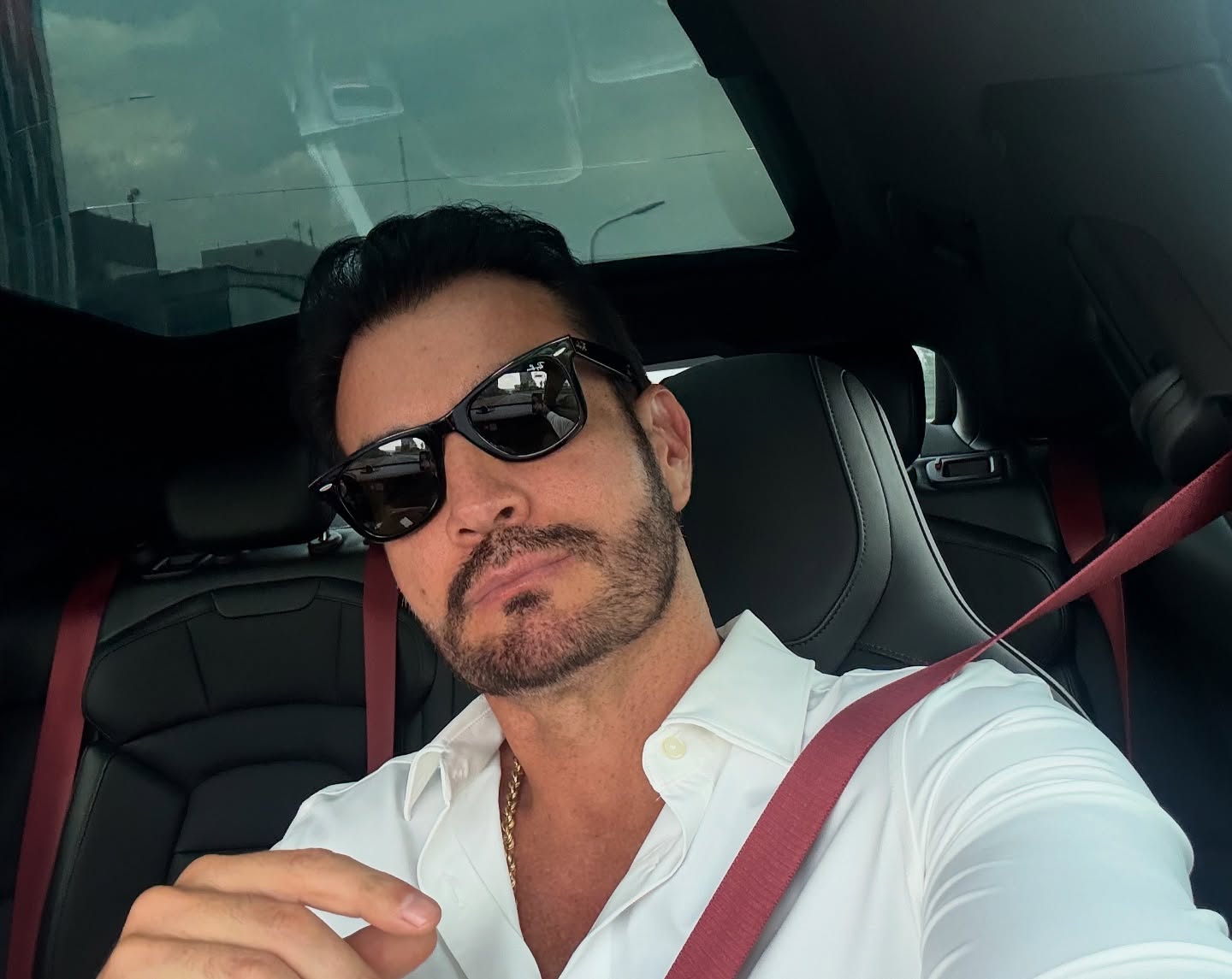 https://e.radikal.host/2025/04/24/davidzepeda1_1744787664885-1.jpg
