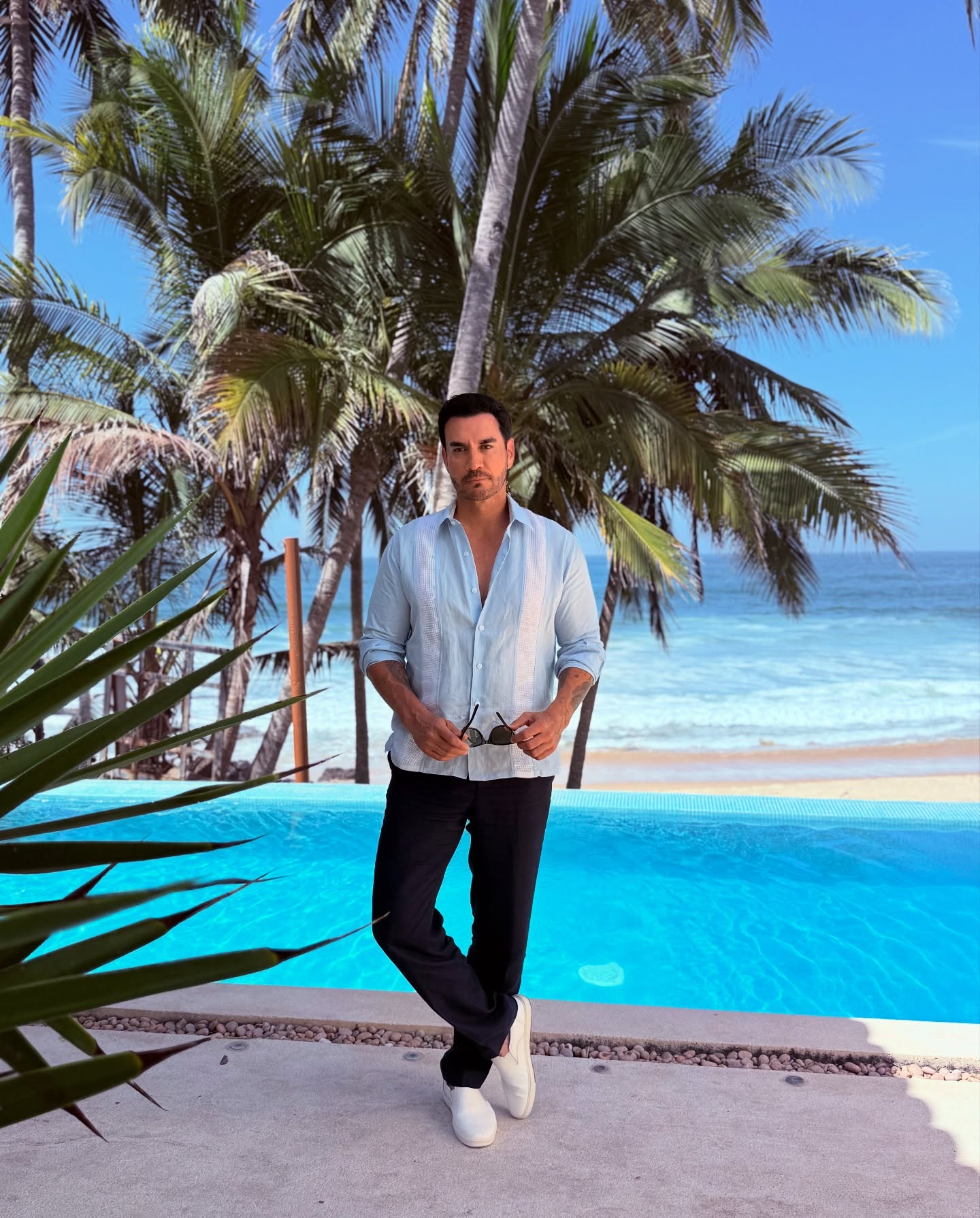 https://e.radikal.host/2025/04/24/davidzepeda1_1744787674644.jpg